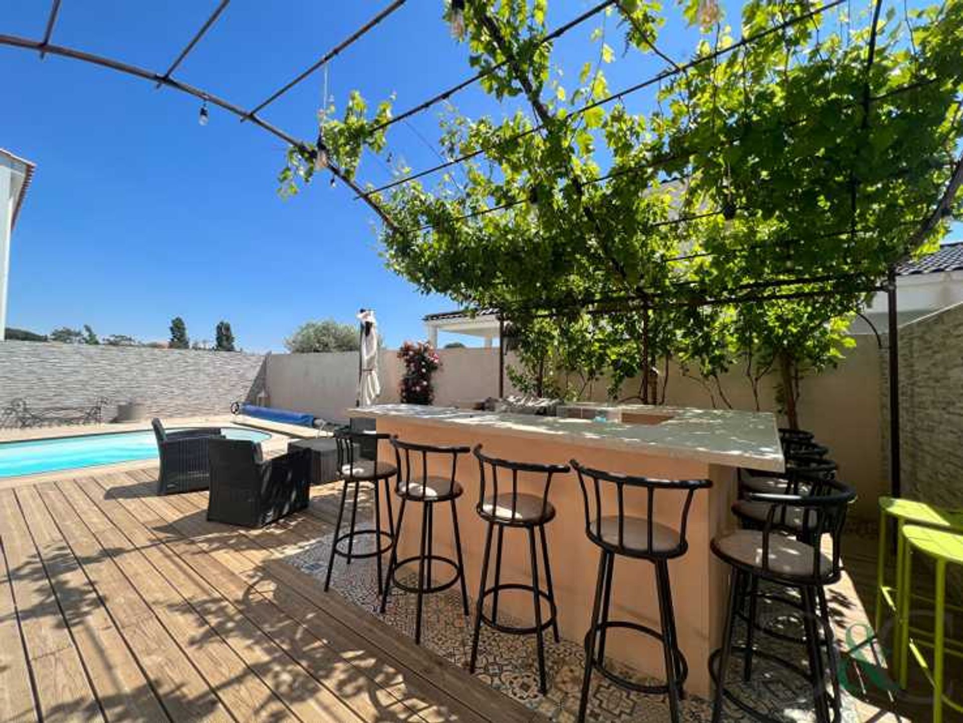 Hus i La Londe-les-Maures, Provence-Alpes-Cote d'Azur 11776796