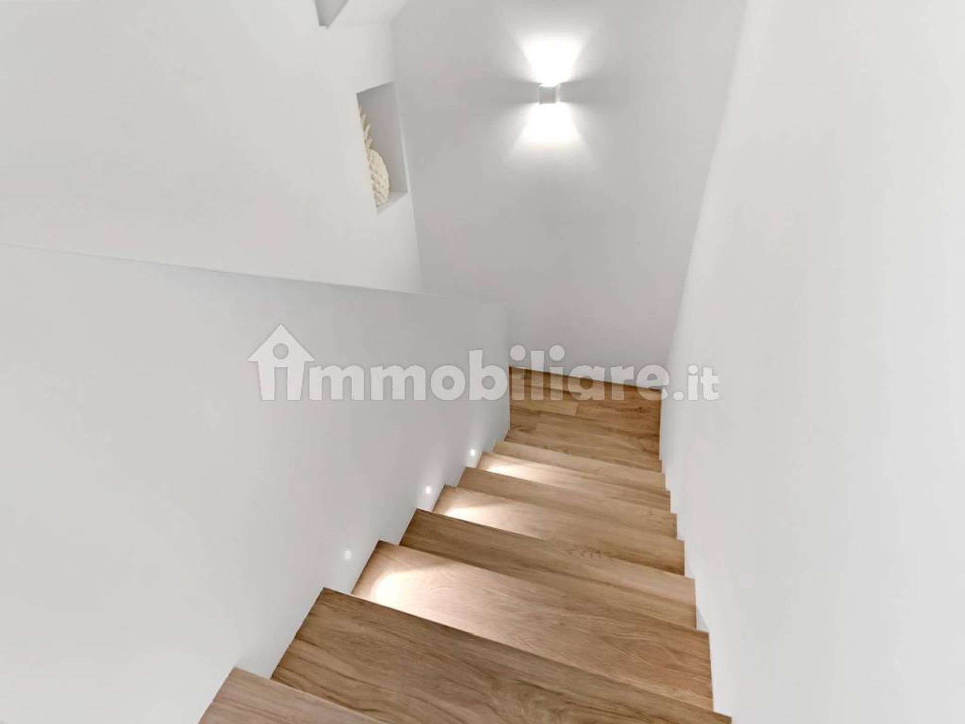 Haus im , Lombardia 11777372