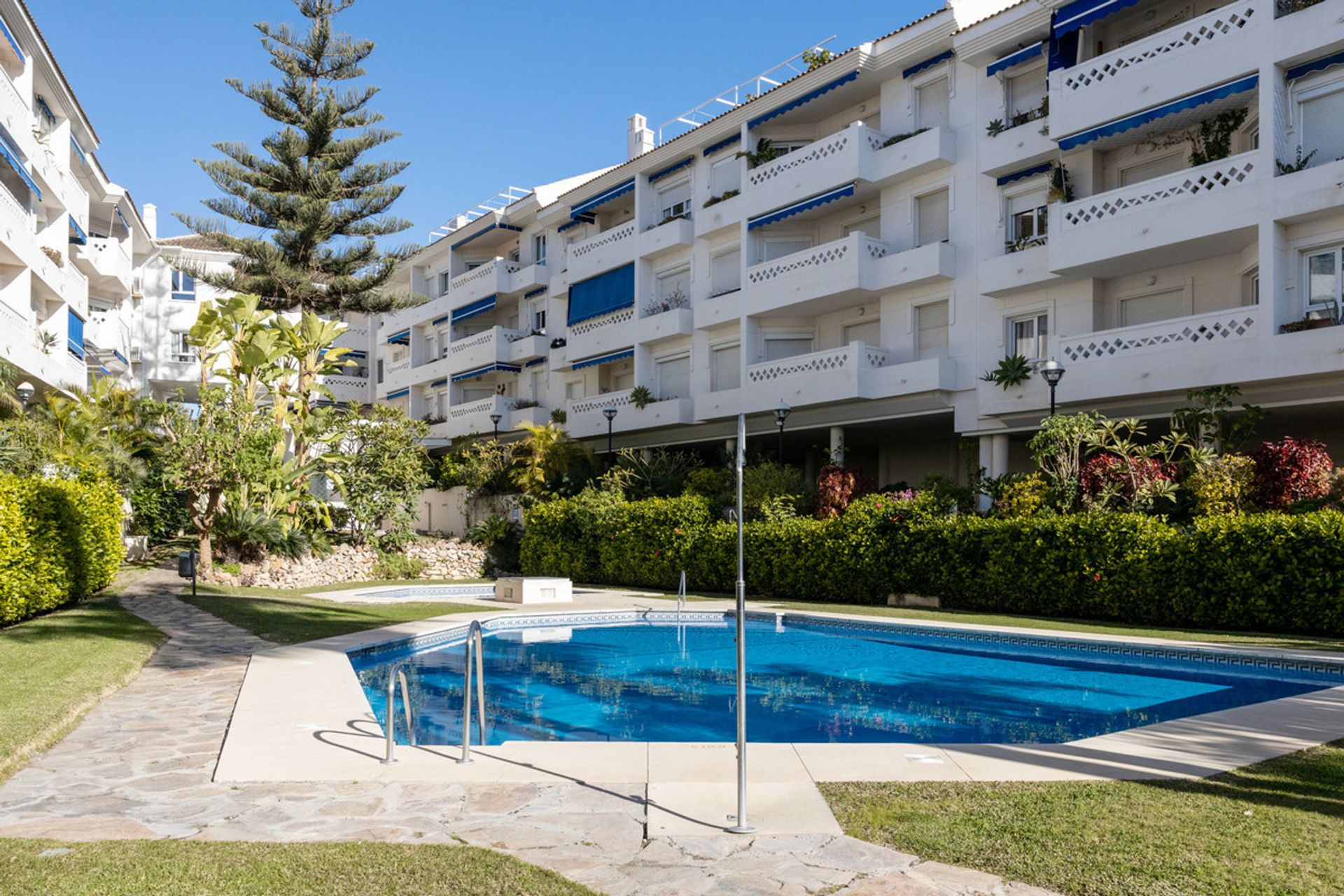 بيت في San Pedro de Alcántara, Andalusia 11777510