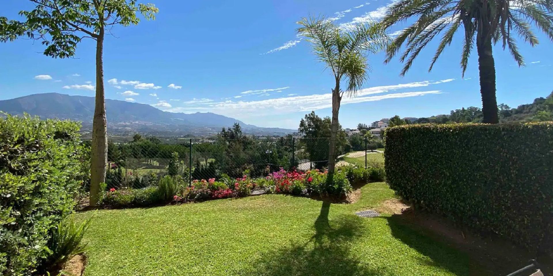 Talo sisään Las Lagunas de Mijas, Andalucía 11780533