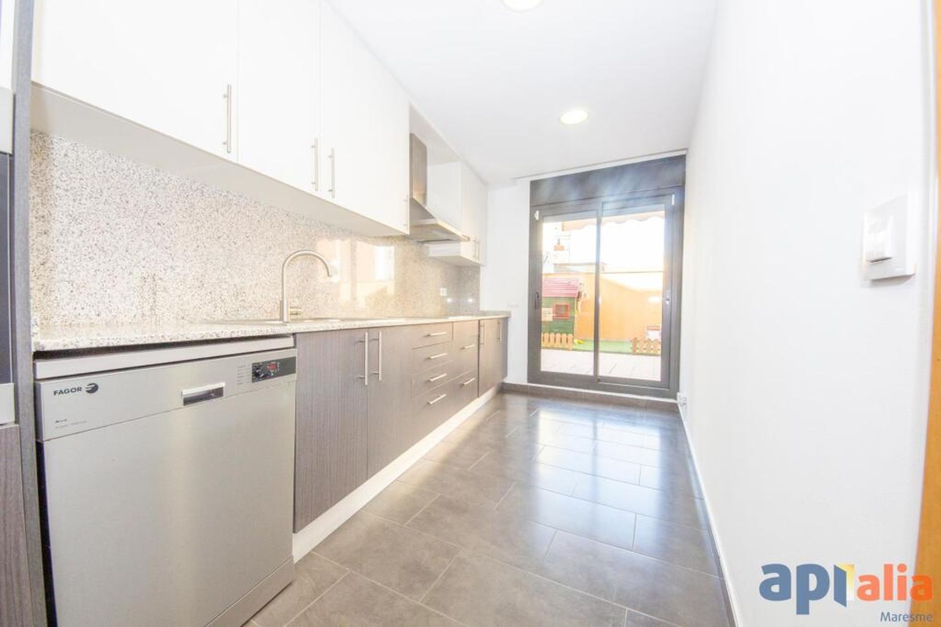 Condominium dans Mataro, Catalonia 11783005