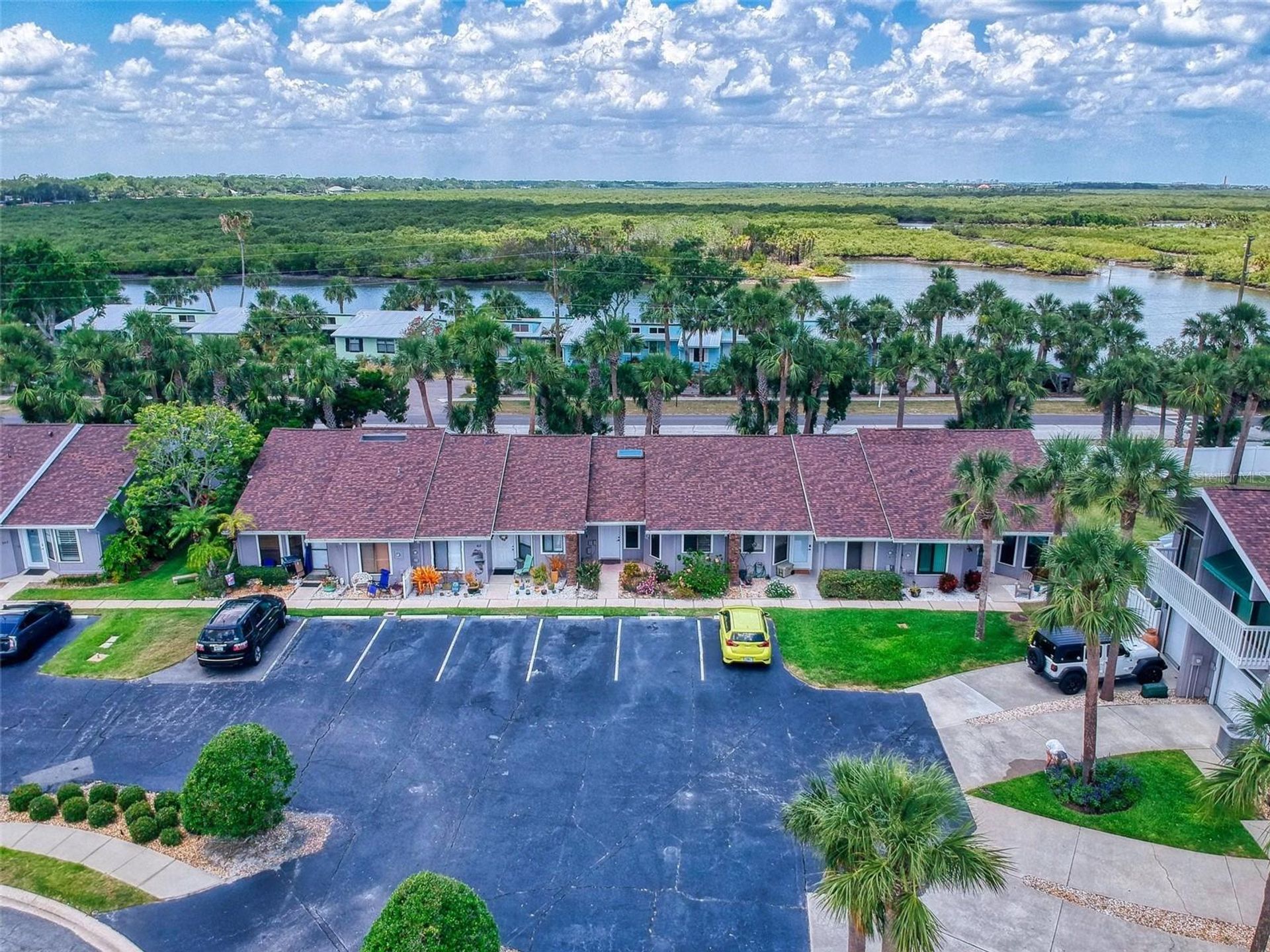 House in New Smyrna Beach, Florida 11783024