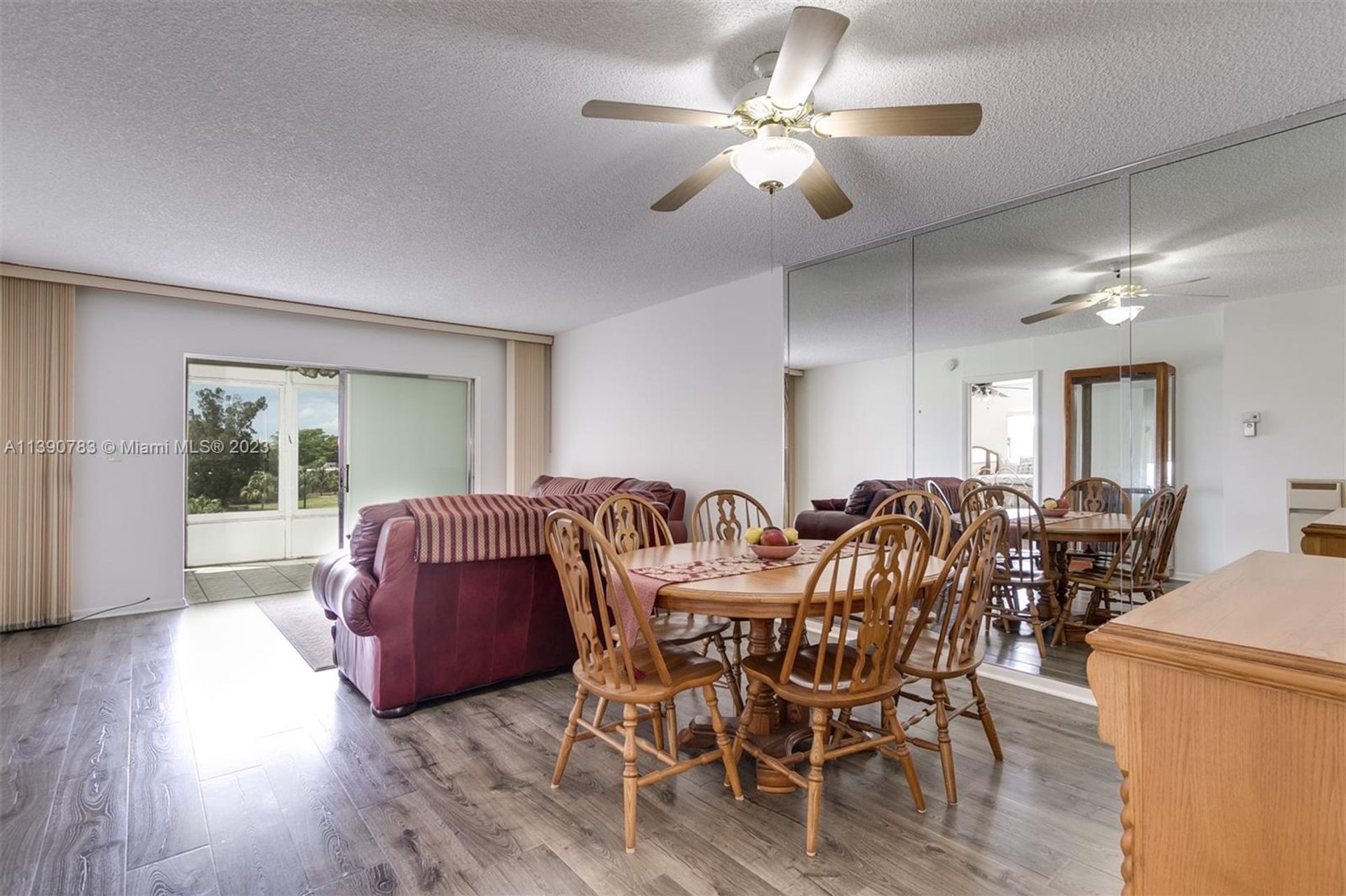 Condominium in Margate, Florida 11783035