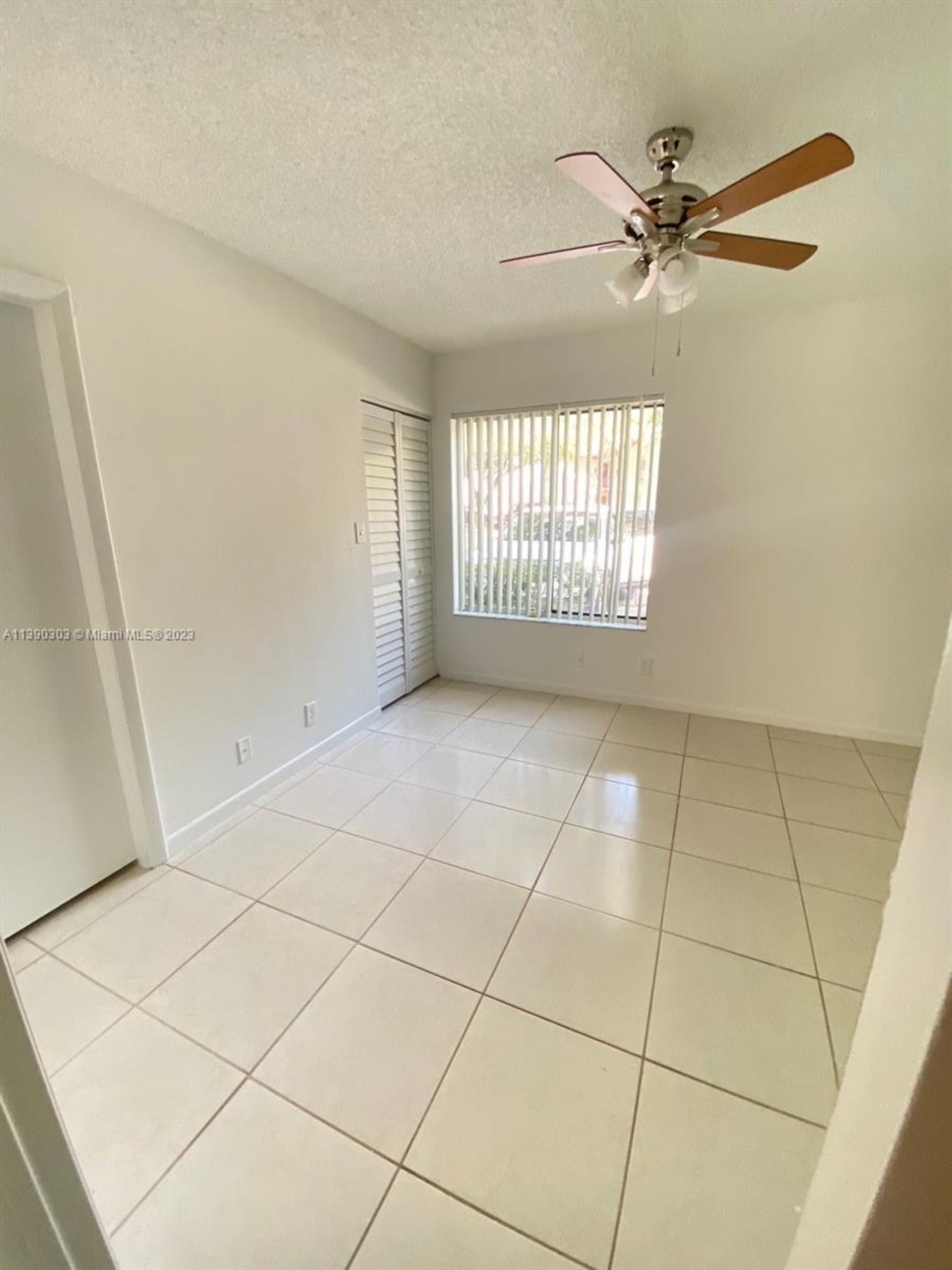 سكني في Miami, Florida 11783052