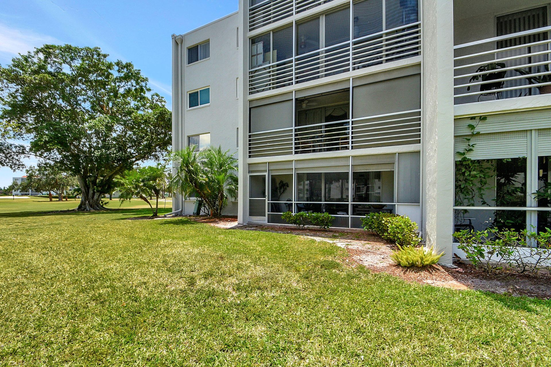 Condominium in Lake Worth, Florida 11783082