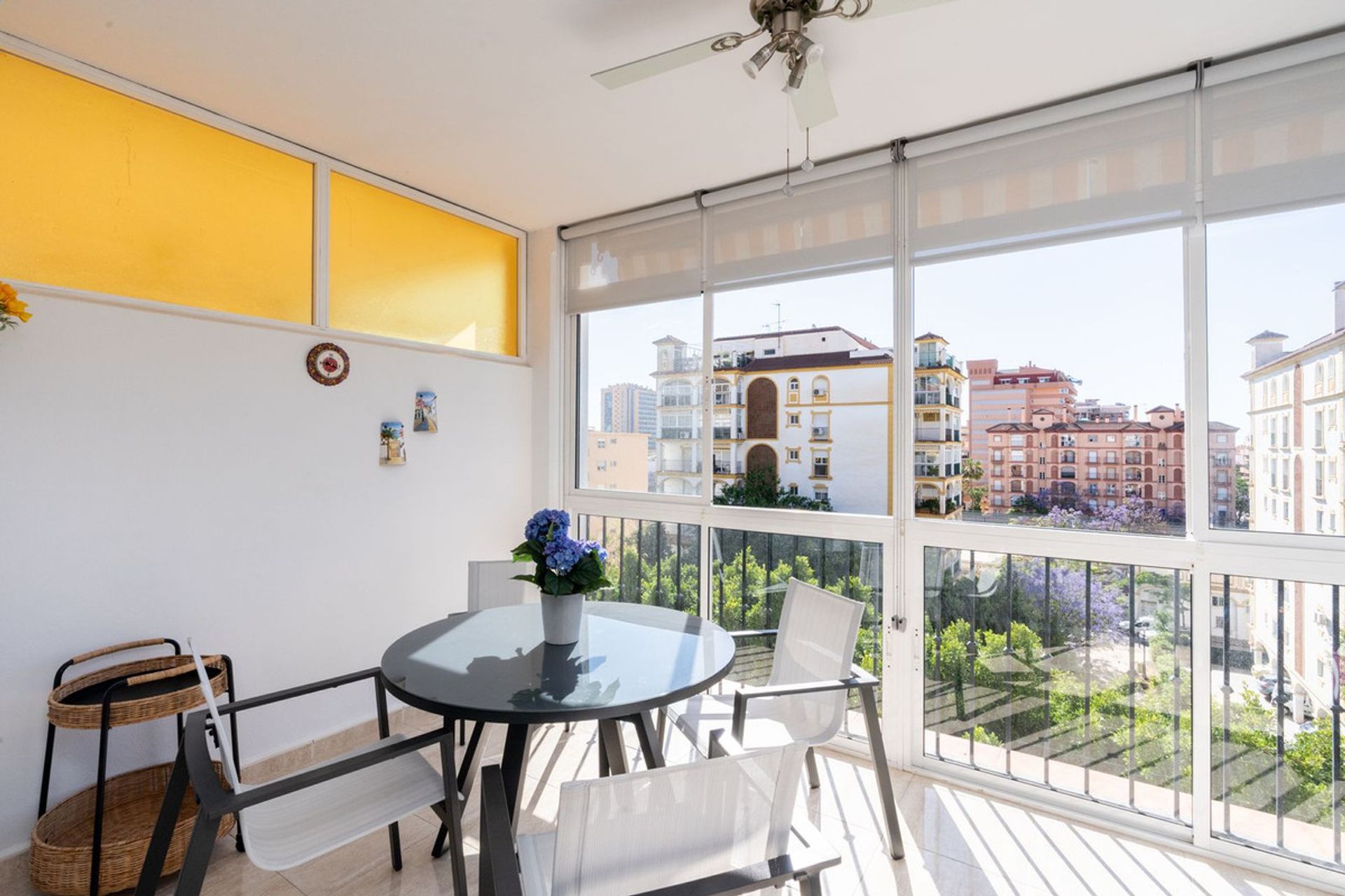 Condominium in Fuengirola, Andalucía 11786519