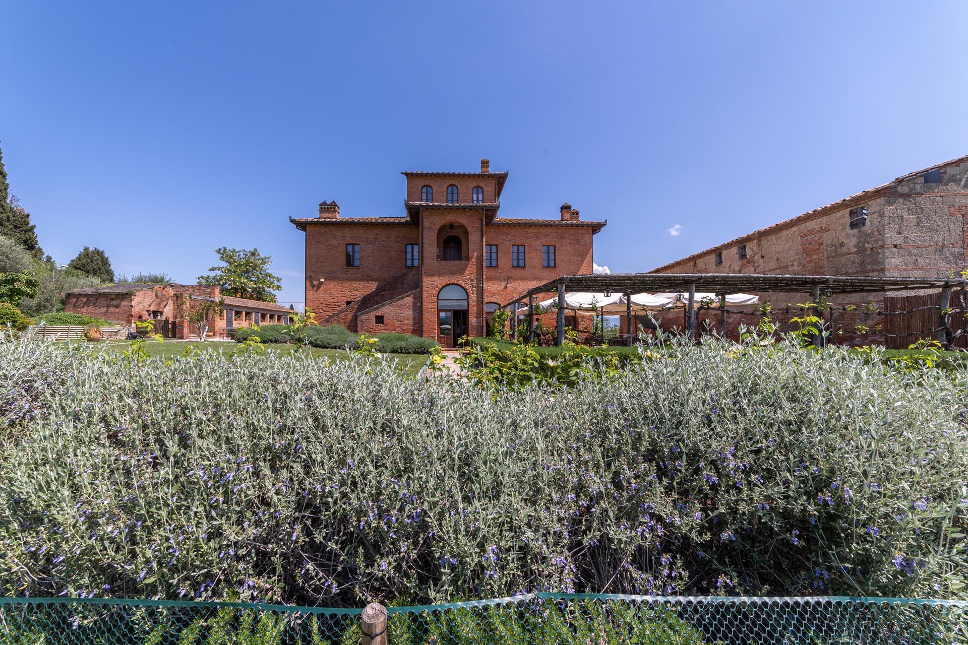 खुदरा में Sinalunga, Tuscany 11787603