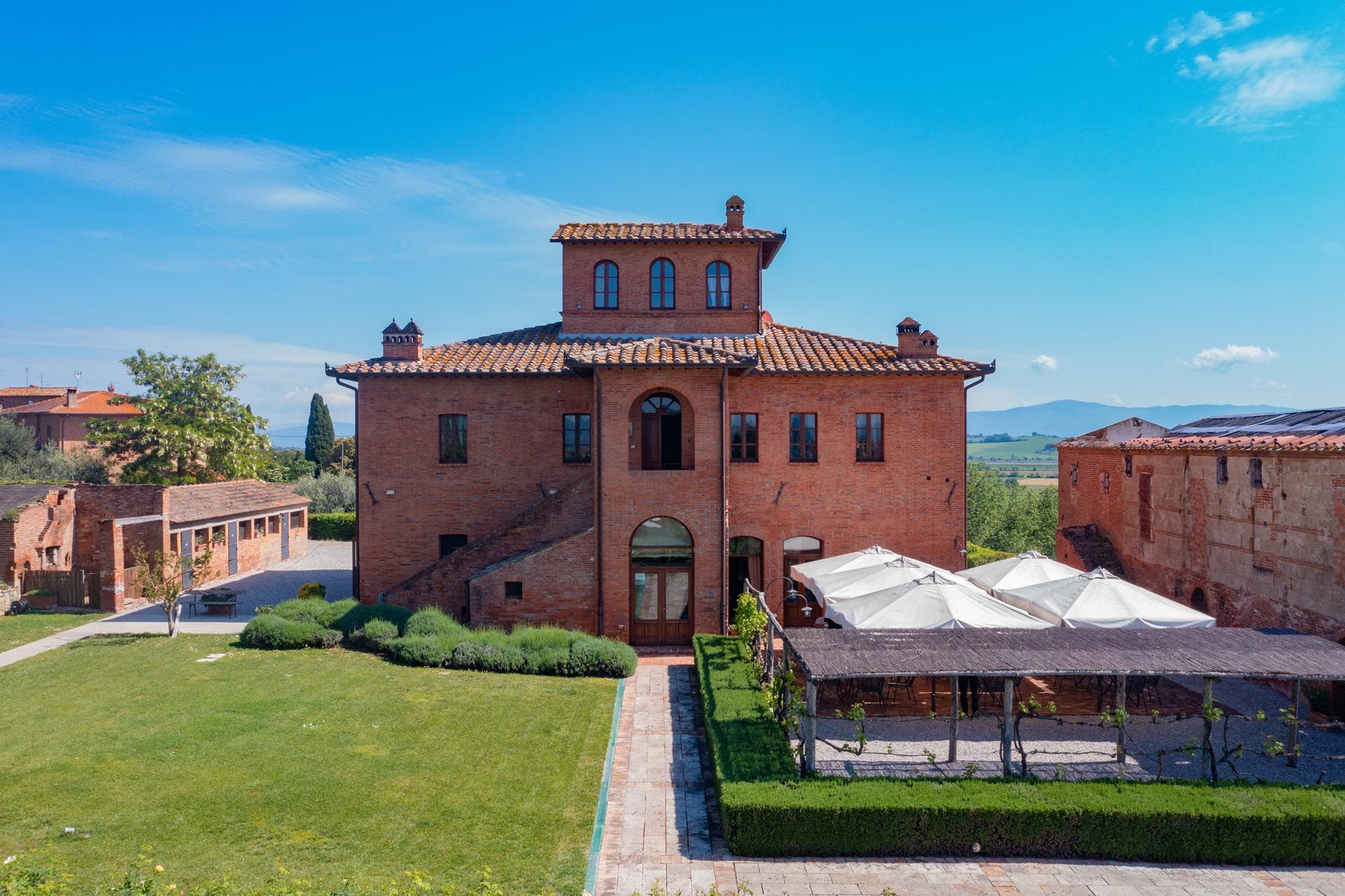 بيع بالتجزئة في Sinalunga, Tuscany 11787603