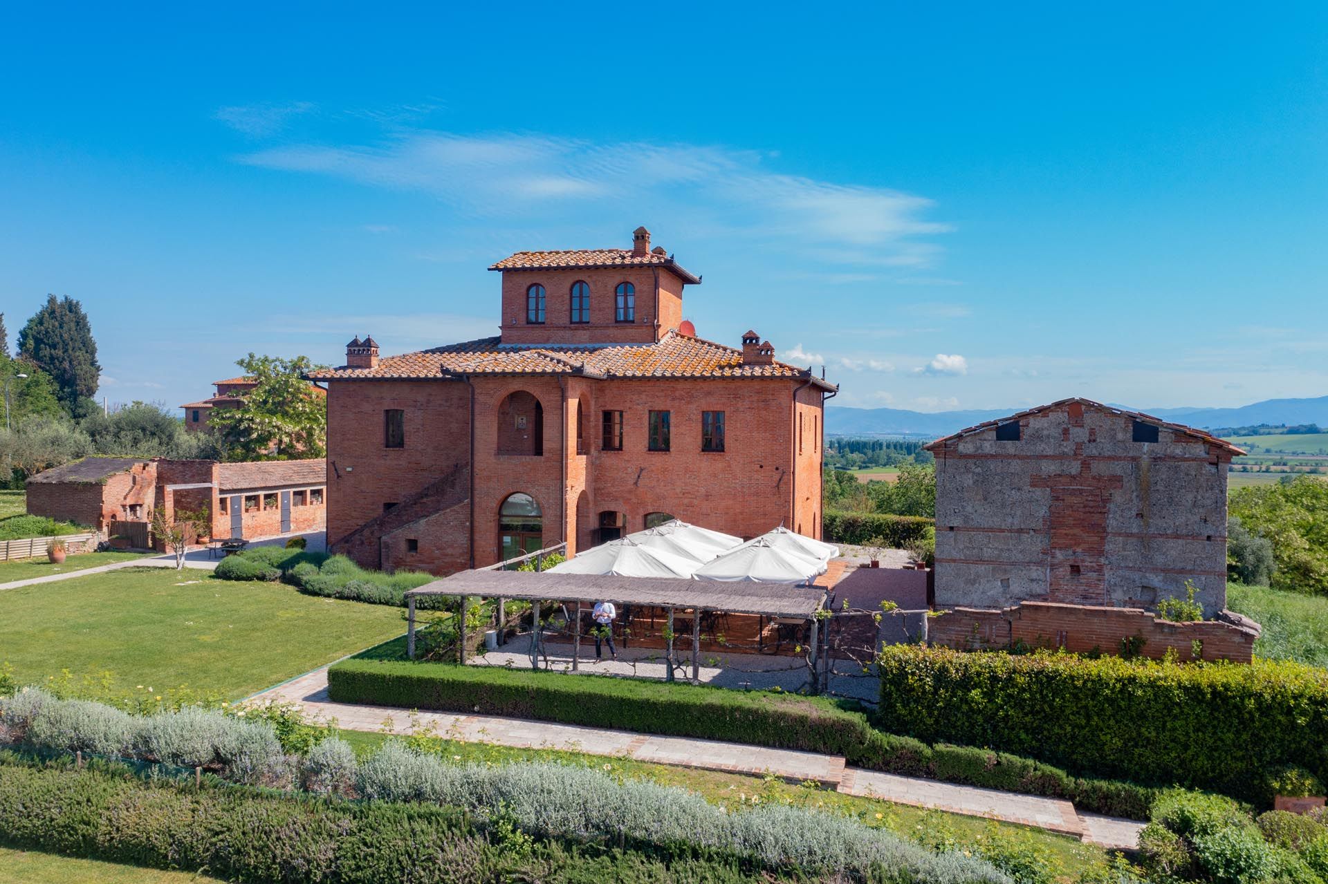 بيع بالتجزئة في Sinalunga, Tuscany 11787603