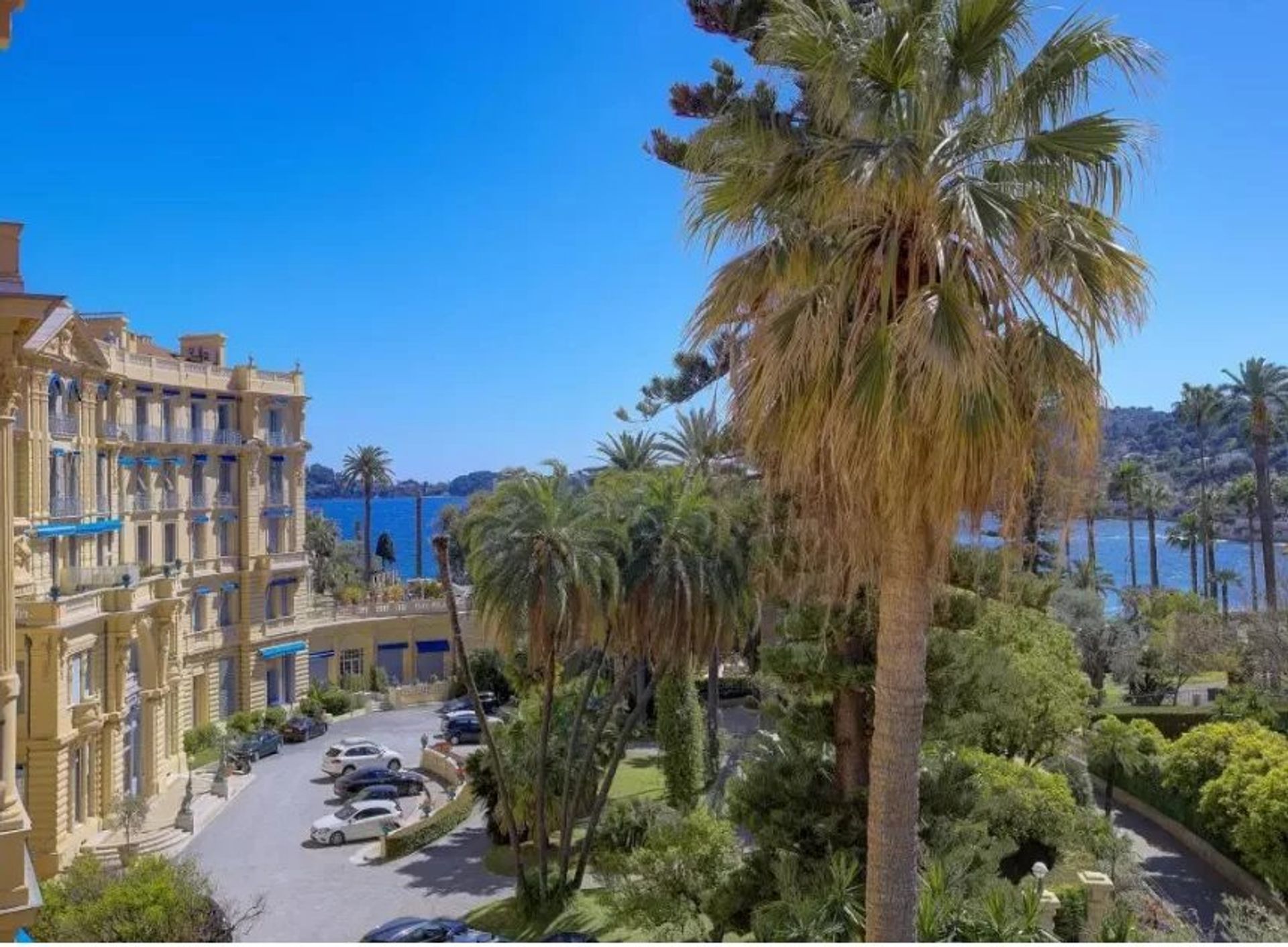 Condominio nel Beaulieu-sur-Mer, Provenza-Alpi-Costa Azzurra 11787608