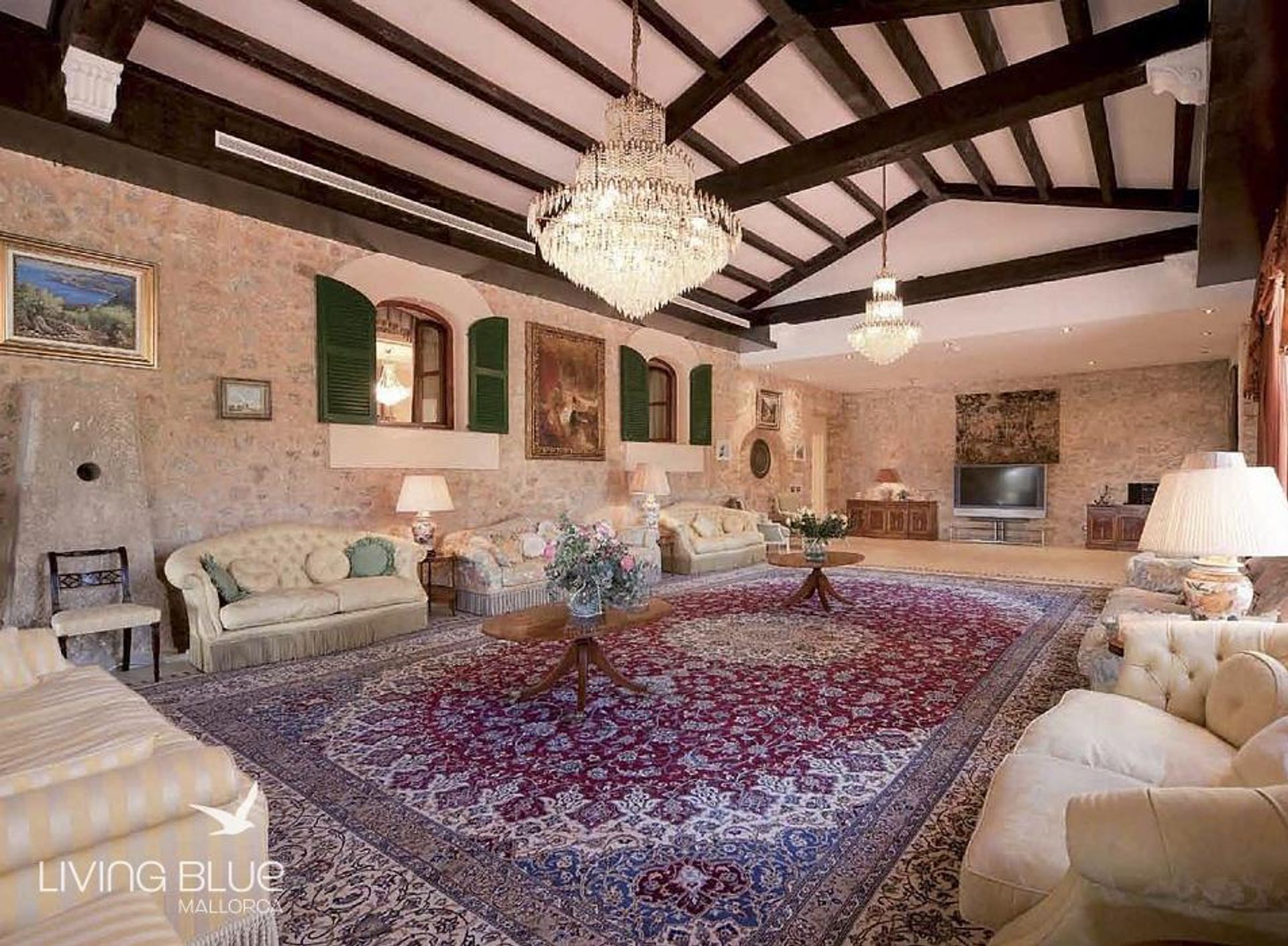 Commercial in Valldemossa, Balearic Islands 11789722