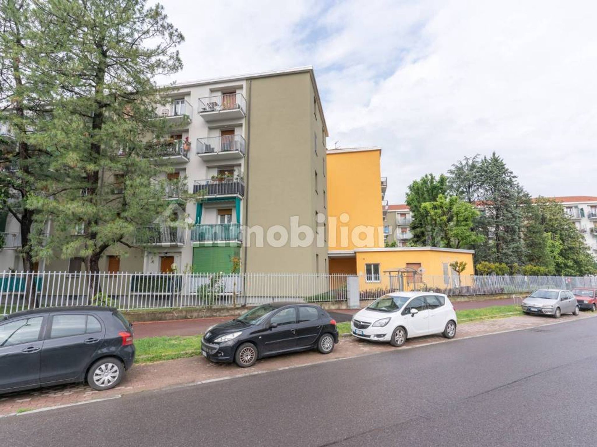 Condominio nel Milano, Lombardia 11791338