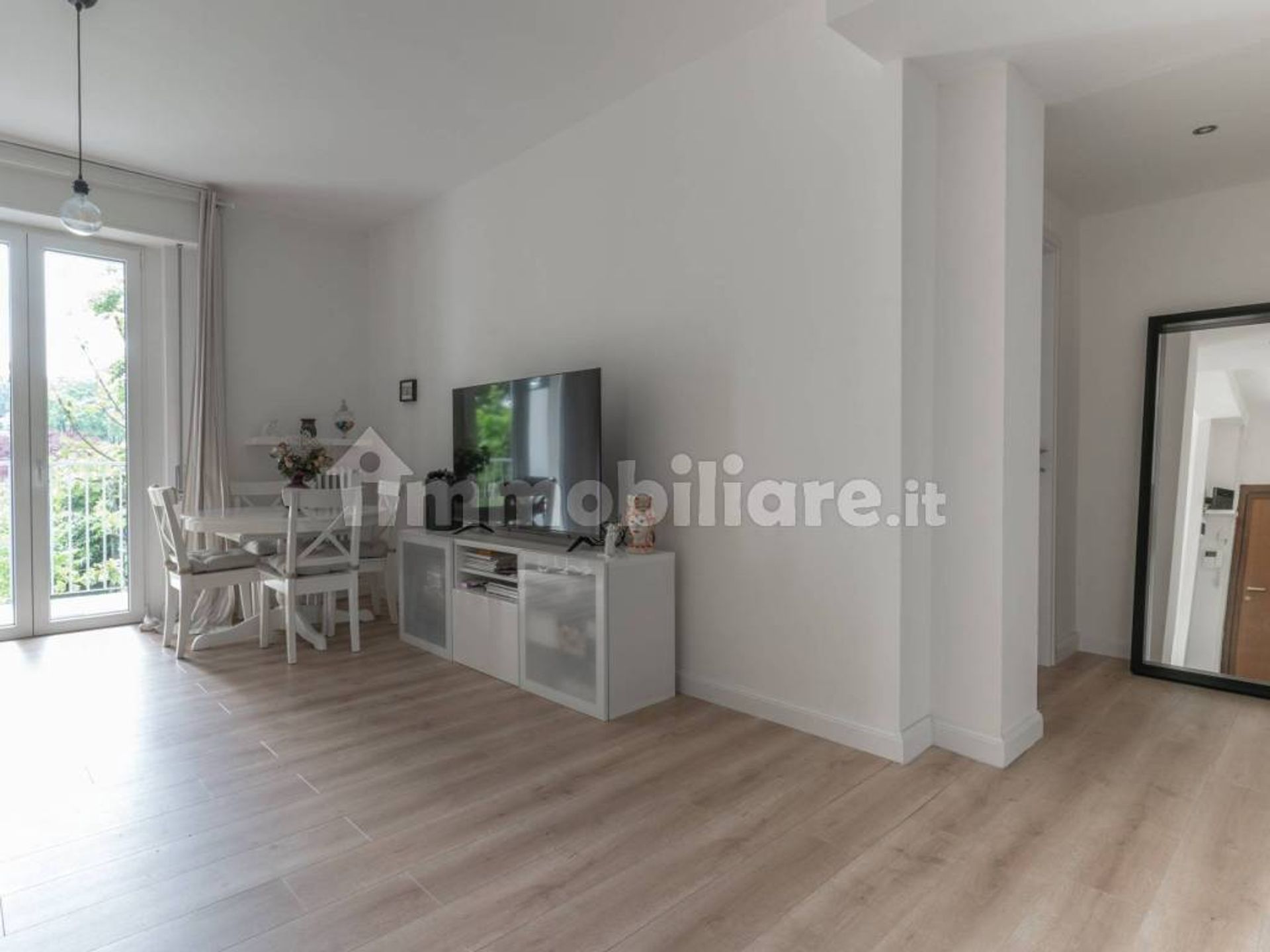 Condominio nel Milano, Lombardia 11791338