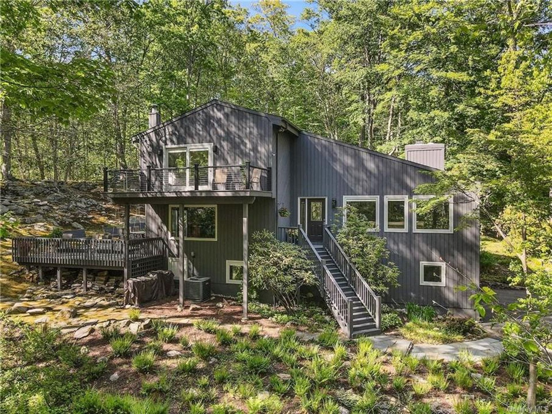 House in Pound Ridge, New York 11791648