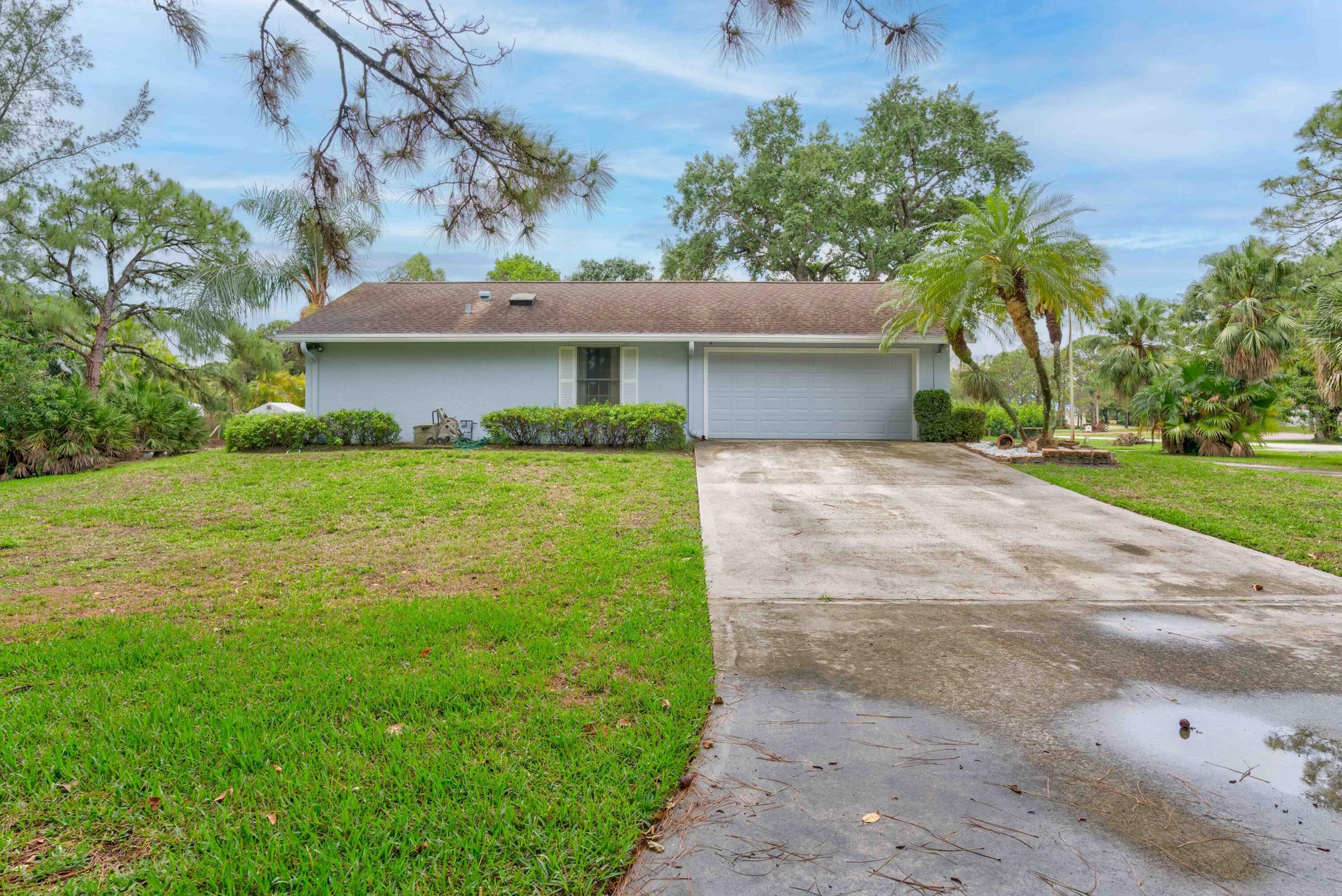 House in West Jupiter, Florida 11791735