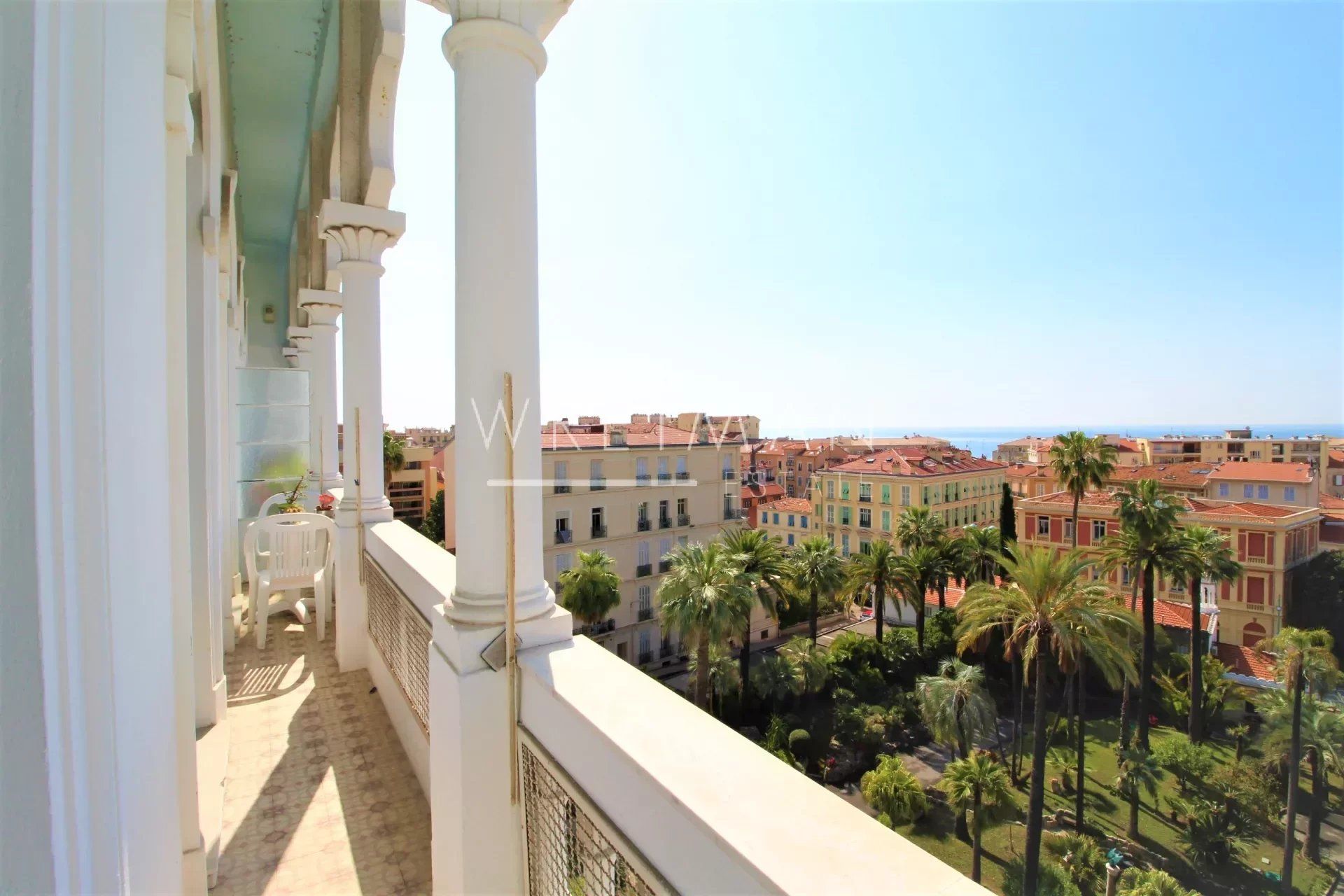 Condominium in Menton, Provence-Alpes-Cote d'Azur 11791769