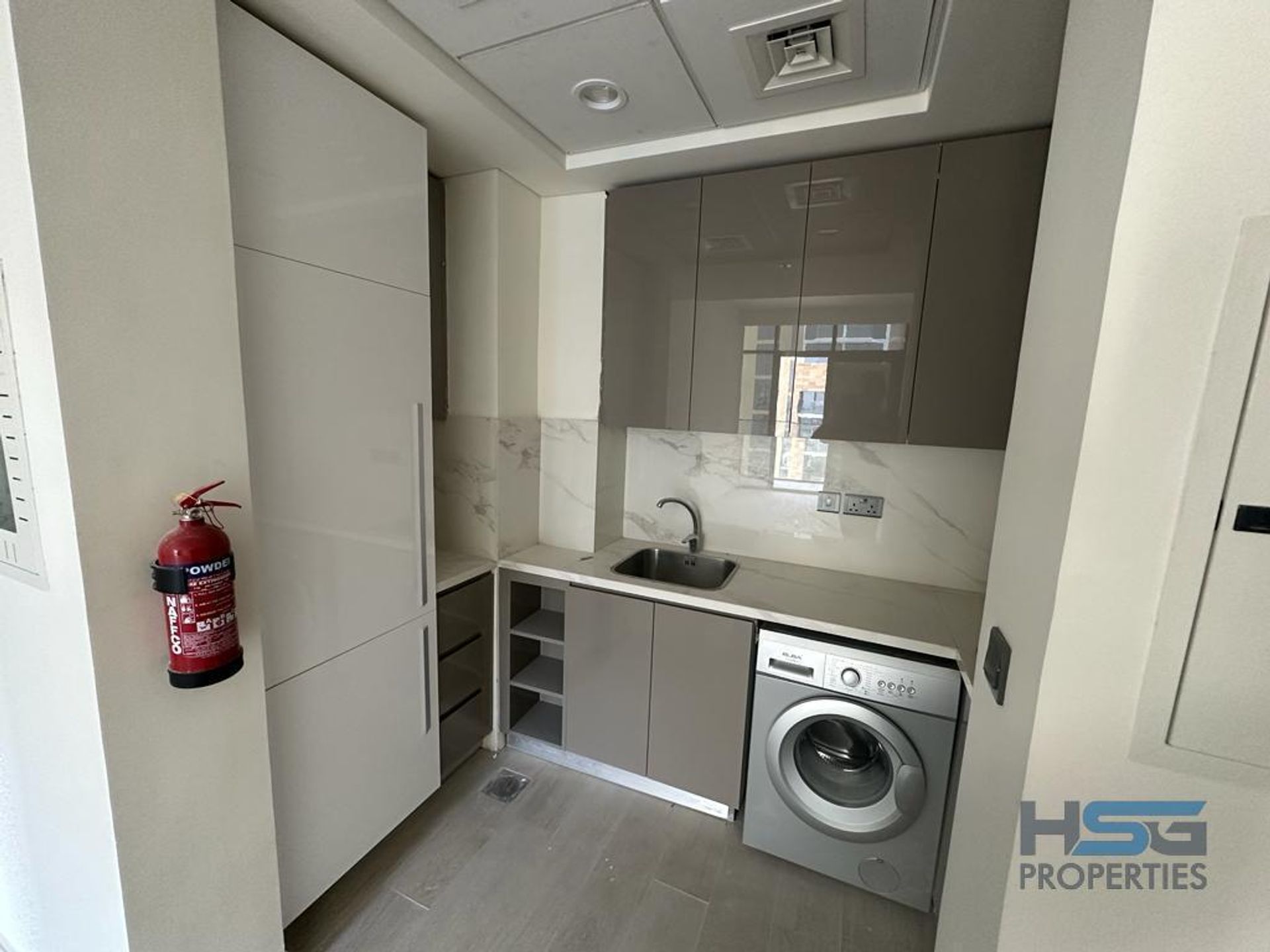 Condominium in دبي, دبي 11793544