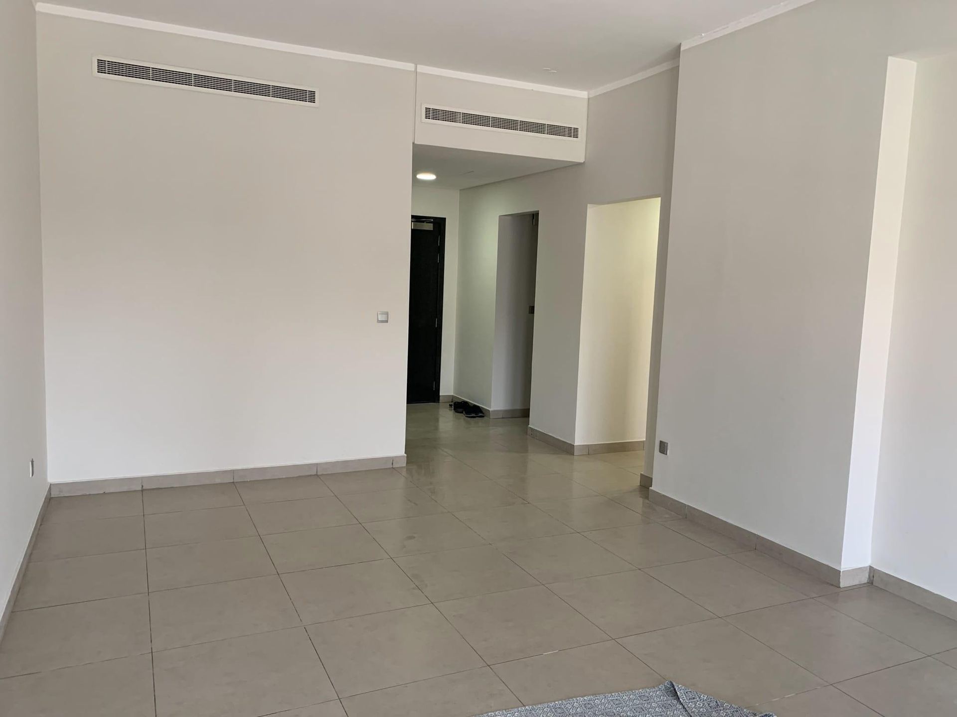 Condominium in Al Khisah, Az Za'ayin 11793816