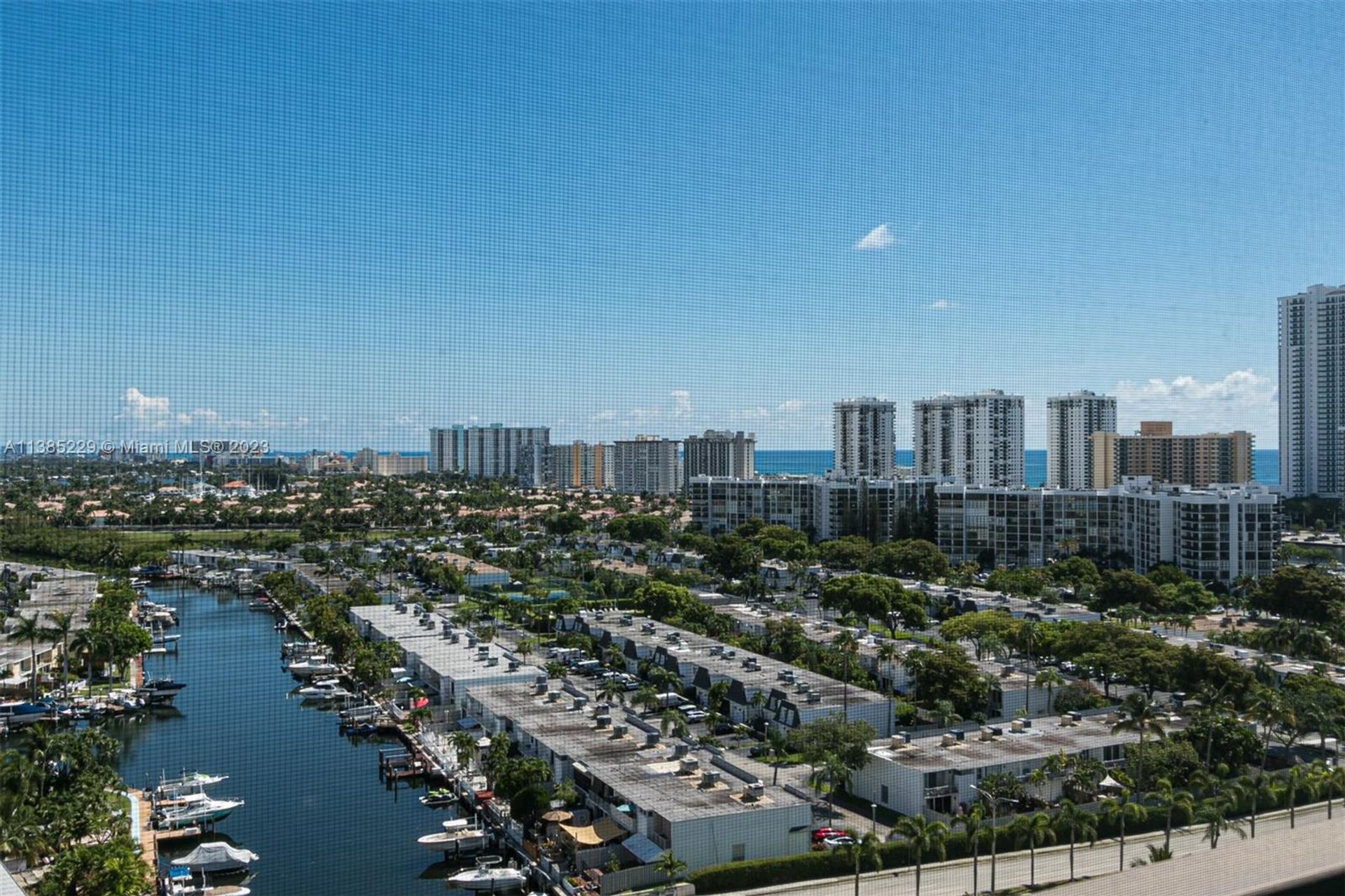 분양 아파트 에 Hallandale Beach, Florida 11794019