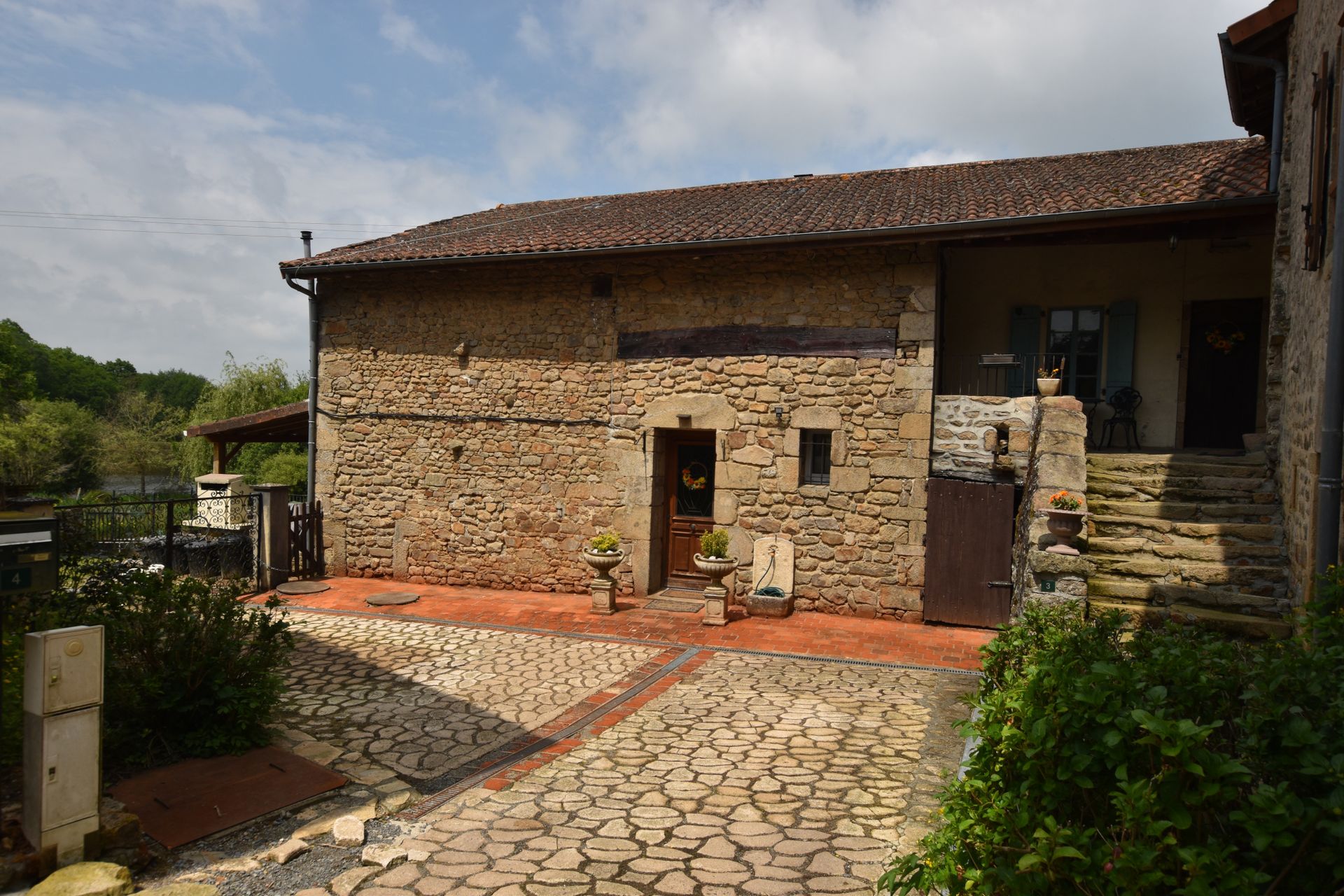 Hus i Chateauponsac, Nouvelle-Aquitaine 11794968