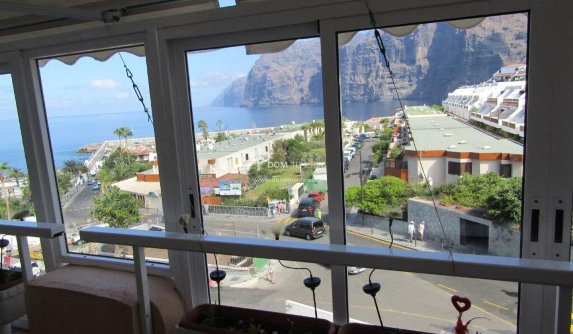 Condominium in Acantilados de Los Gigantes, Canarias 11795150