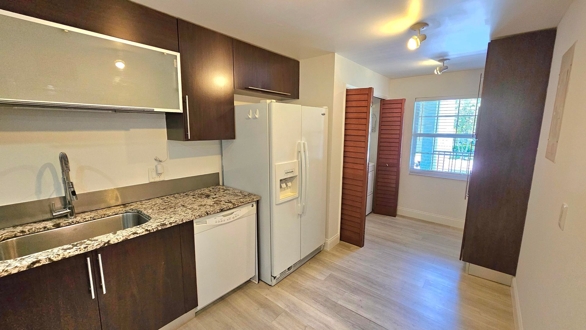 Condominium in Pompano Beach, Florida 11795245