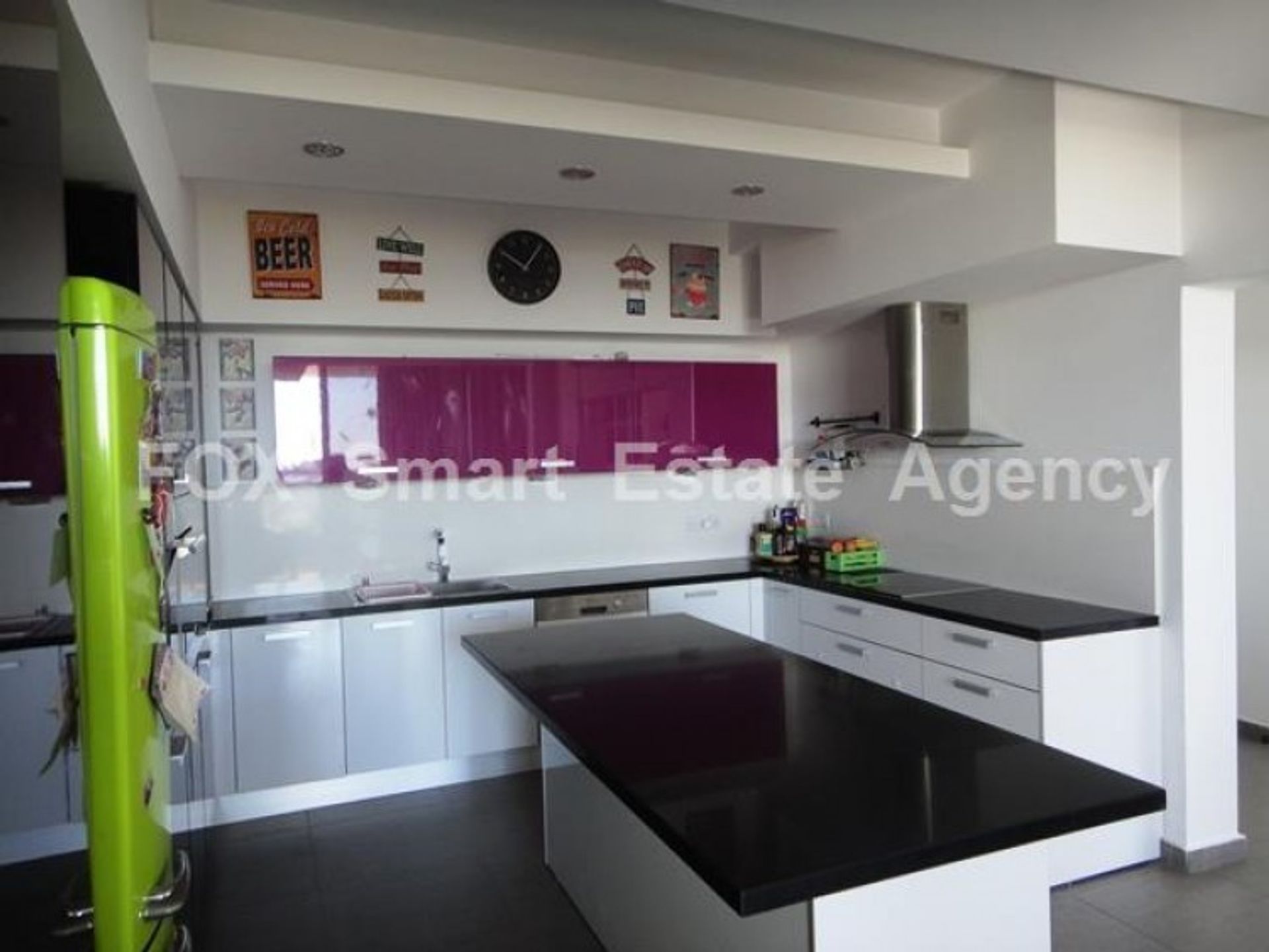 Condominio en Nicosia, Lefkosia 11795627