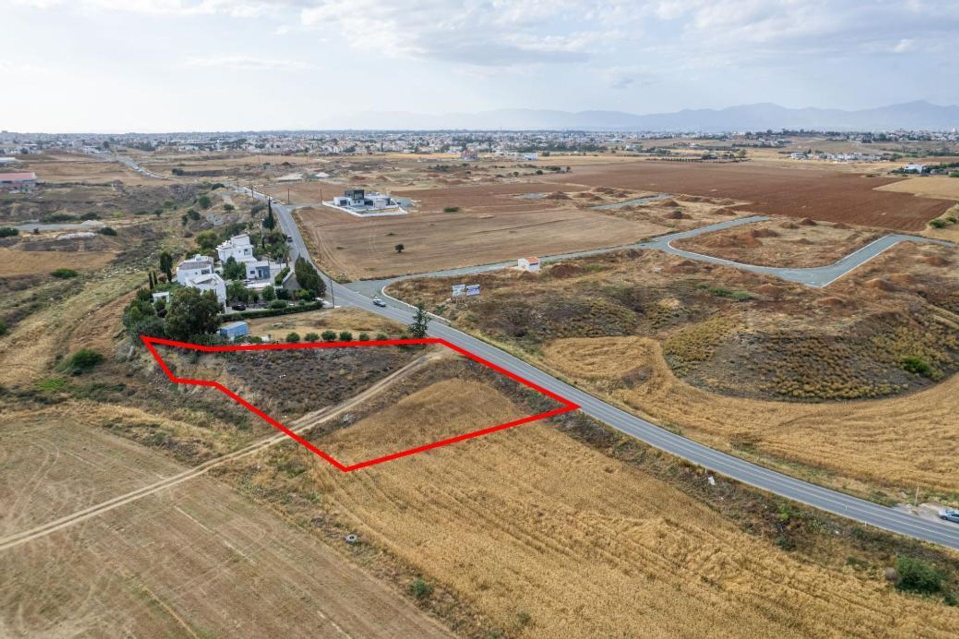 Land im Lakatamia, Nicosia 11798233