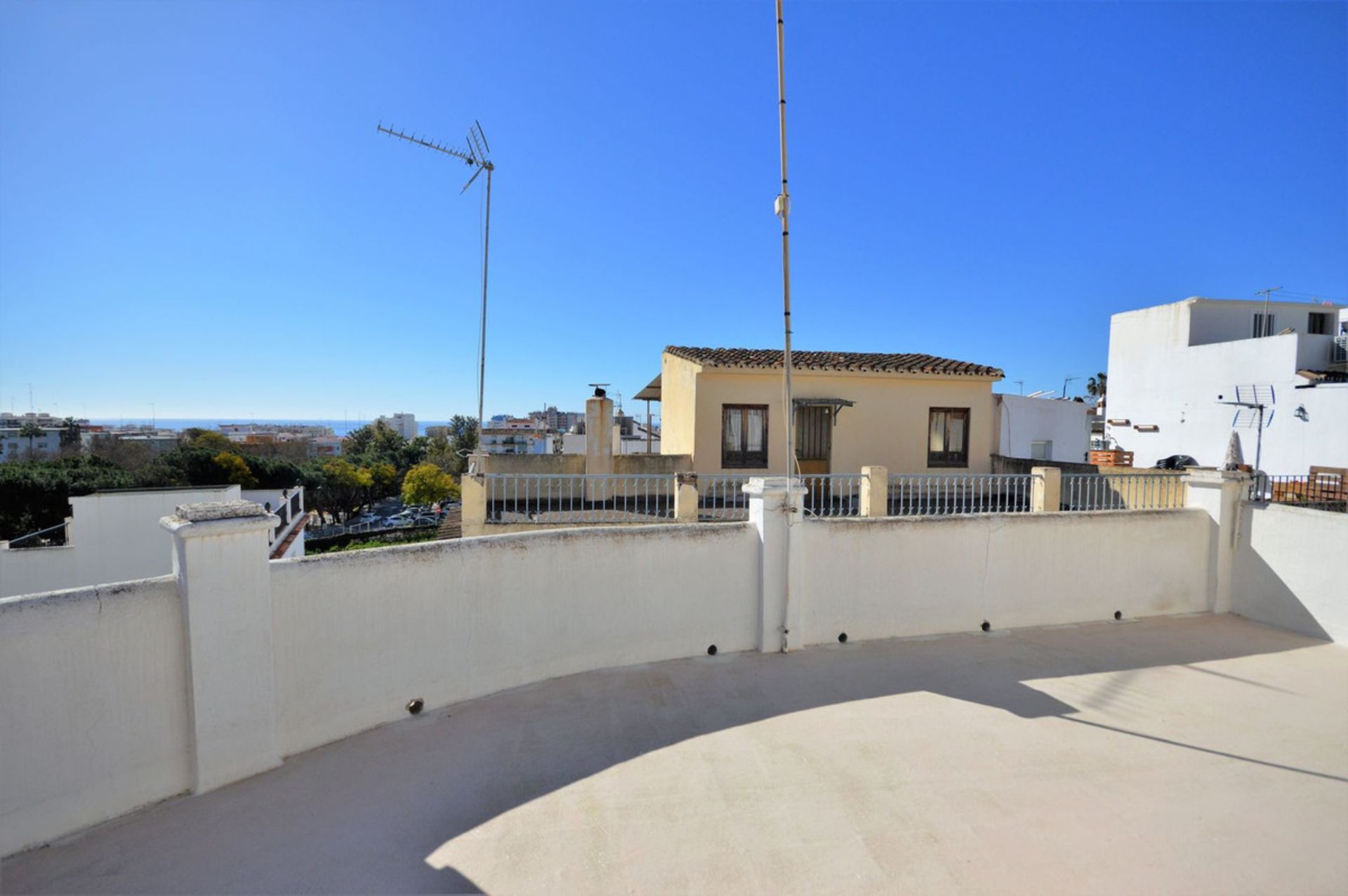 House in Marbella, Andalusia 11800153