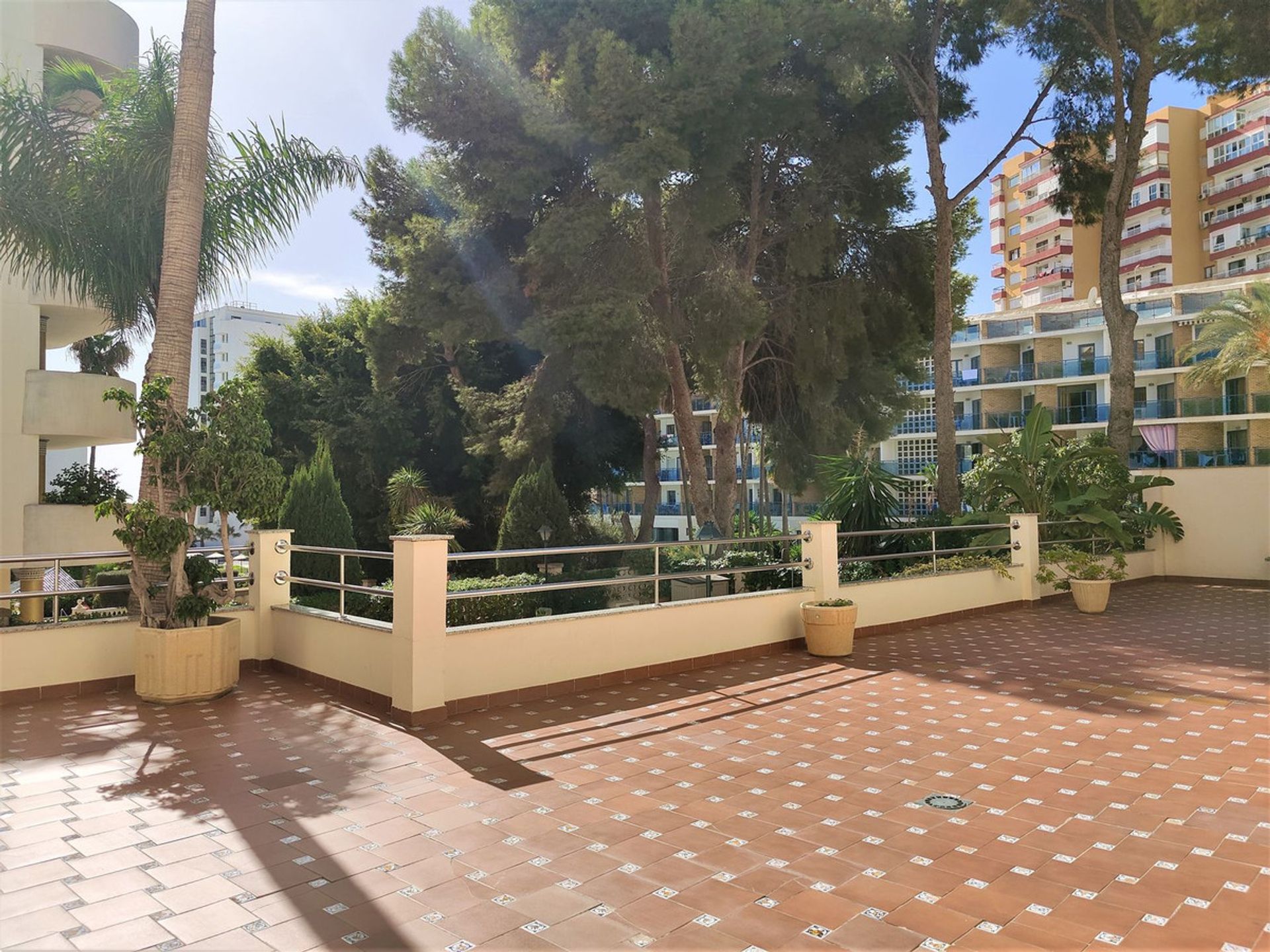 Condominio nel Benalmádena, Andalusia 11800205