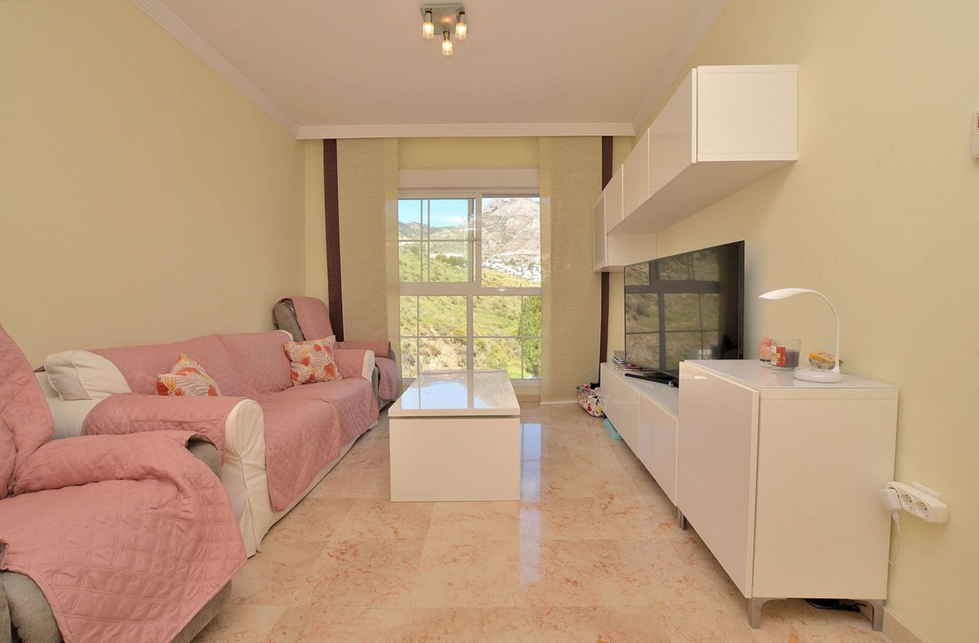 Condominio nel Benalmádena, Andalucía 11800371