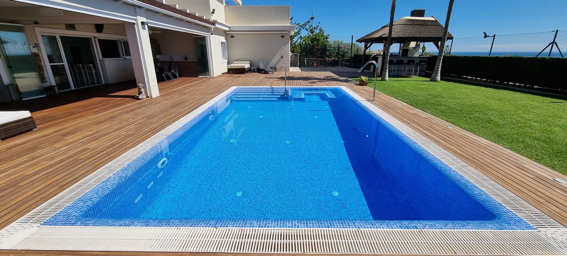 Huis in Torremolinos, Andalucía 11800388