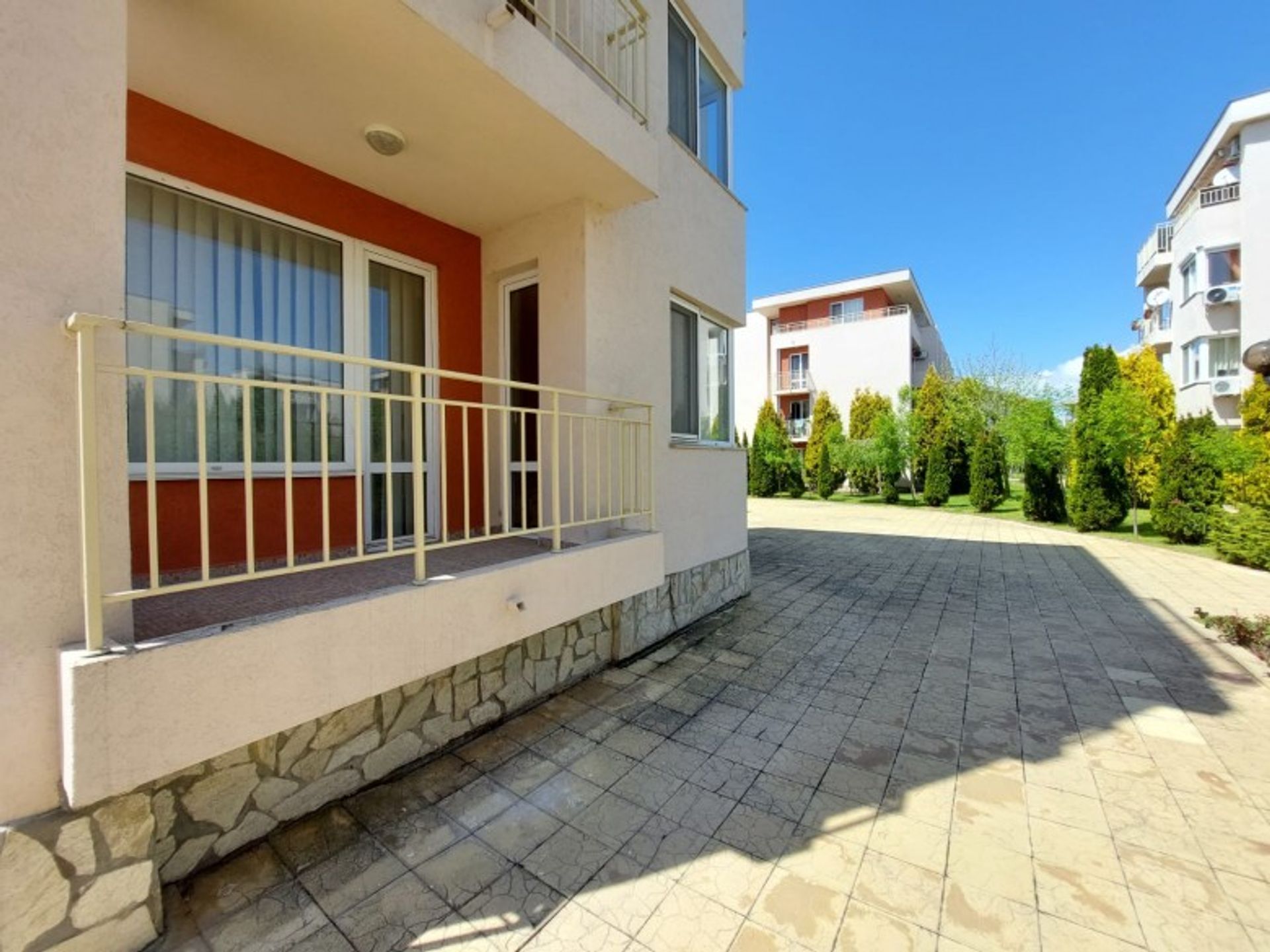 Condominium in , Burgas 11803533