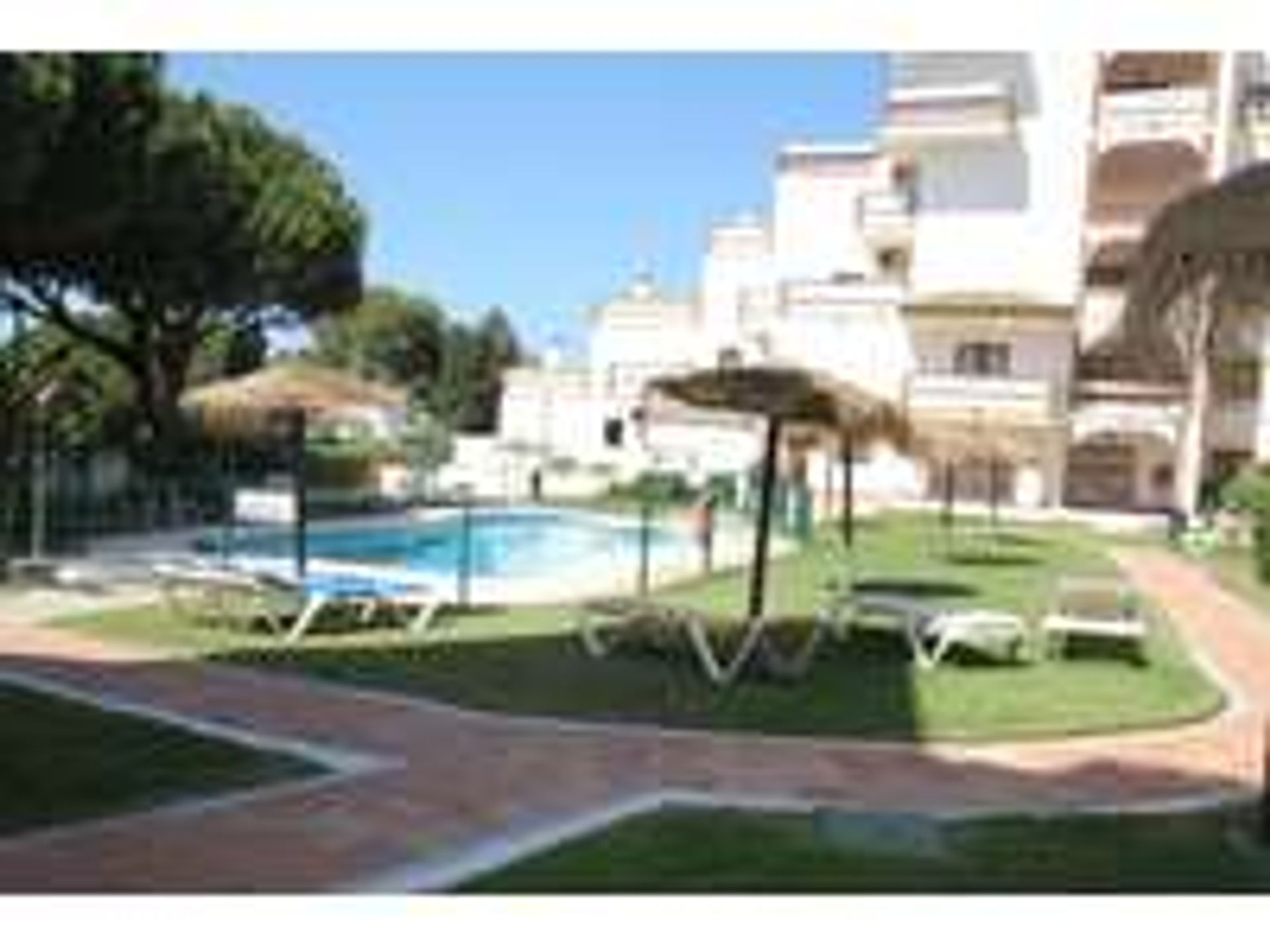 Condominium in Las Lagunas de Mijas, Andalucía 11803560