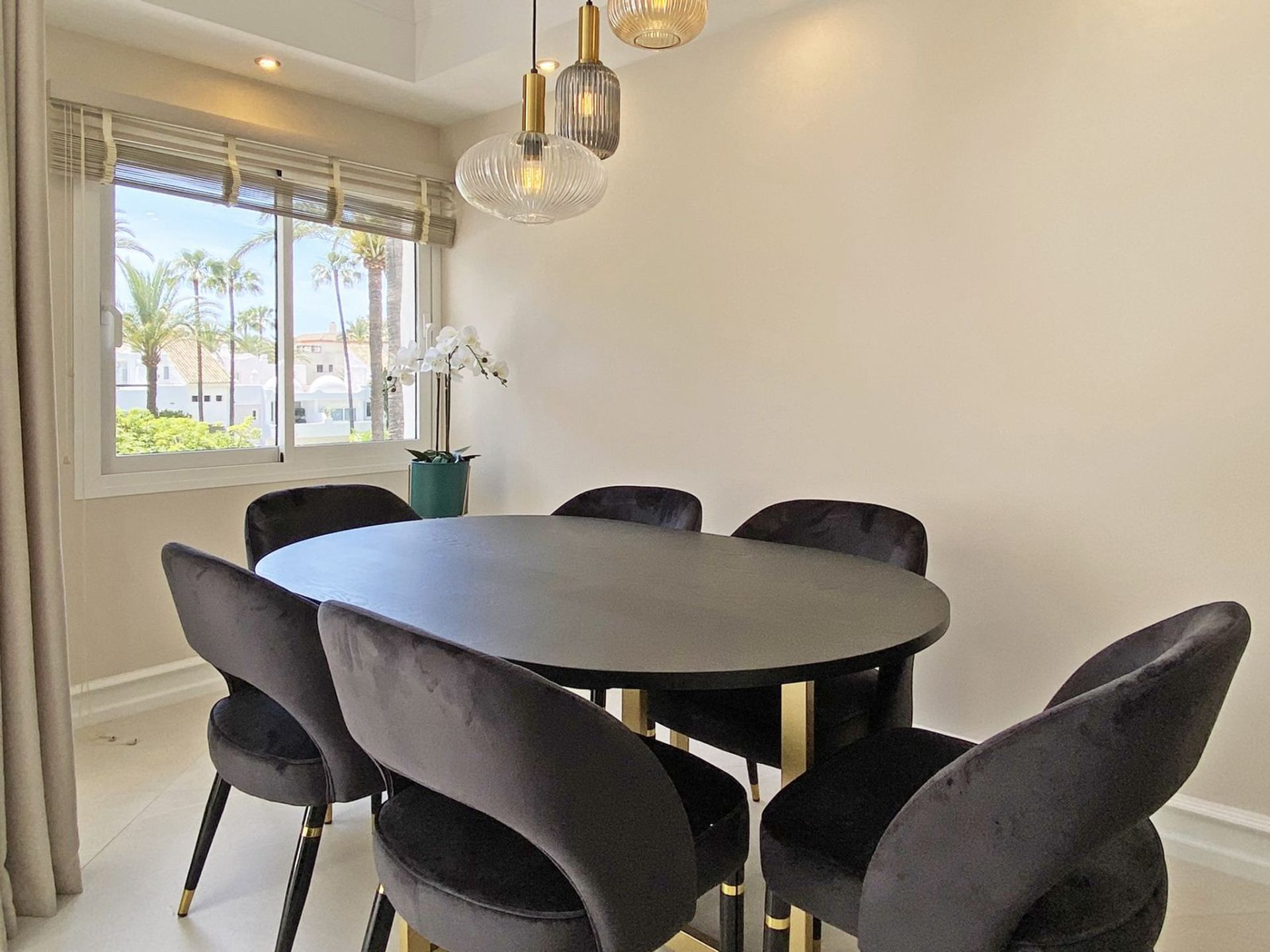 Condominium in Marbella, Andalusia 11803675