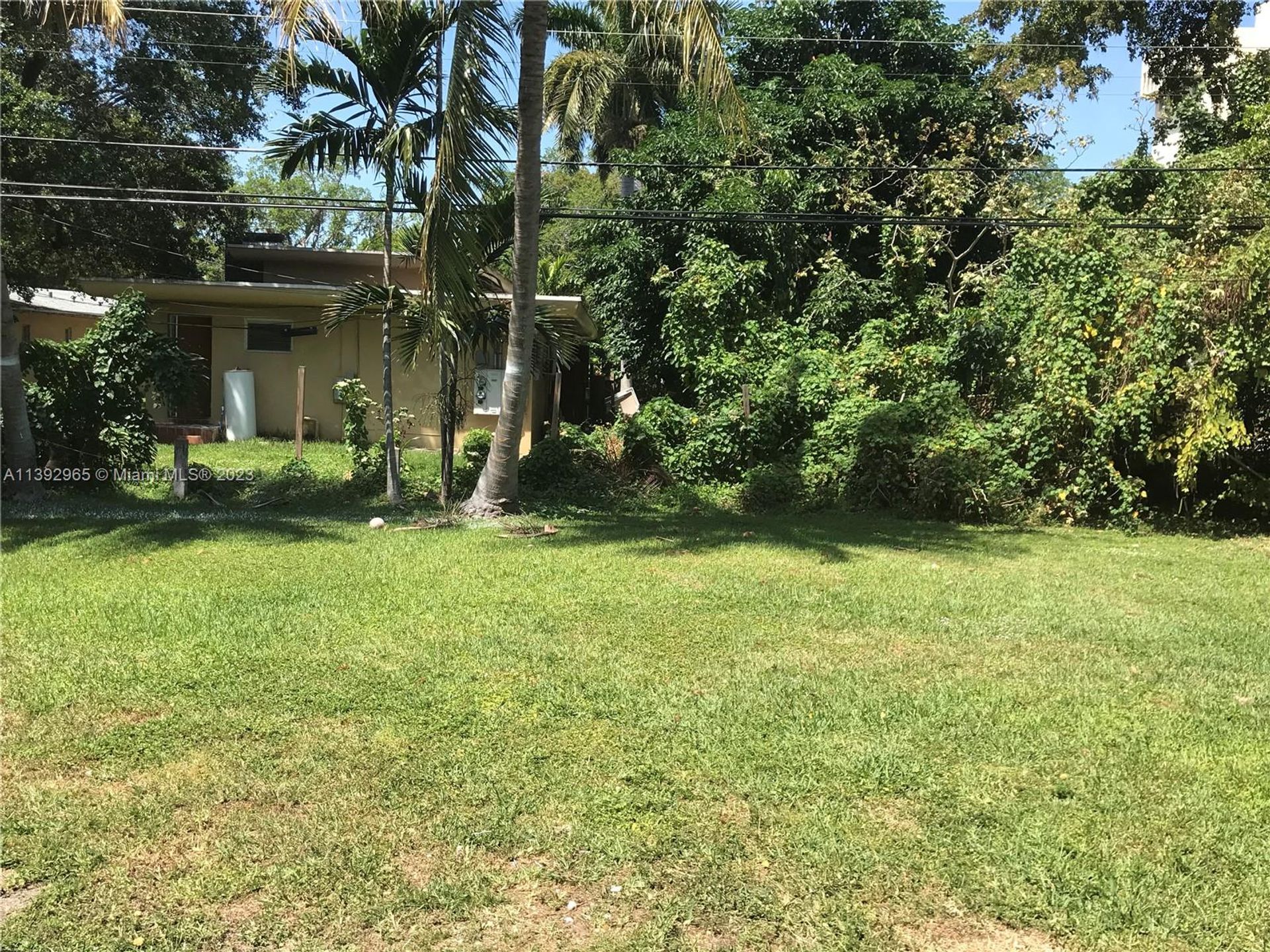 House in Miami, Florida 11804324