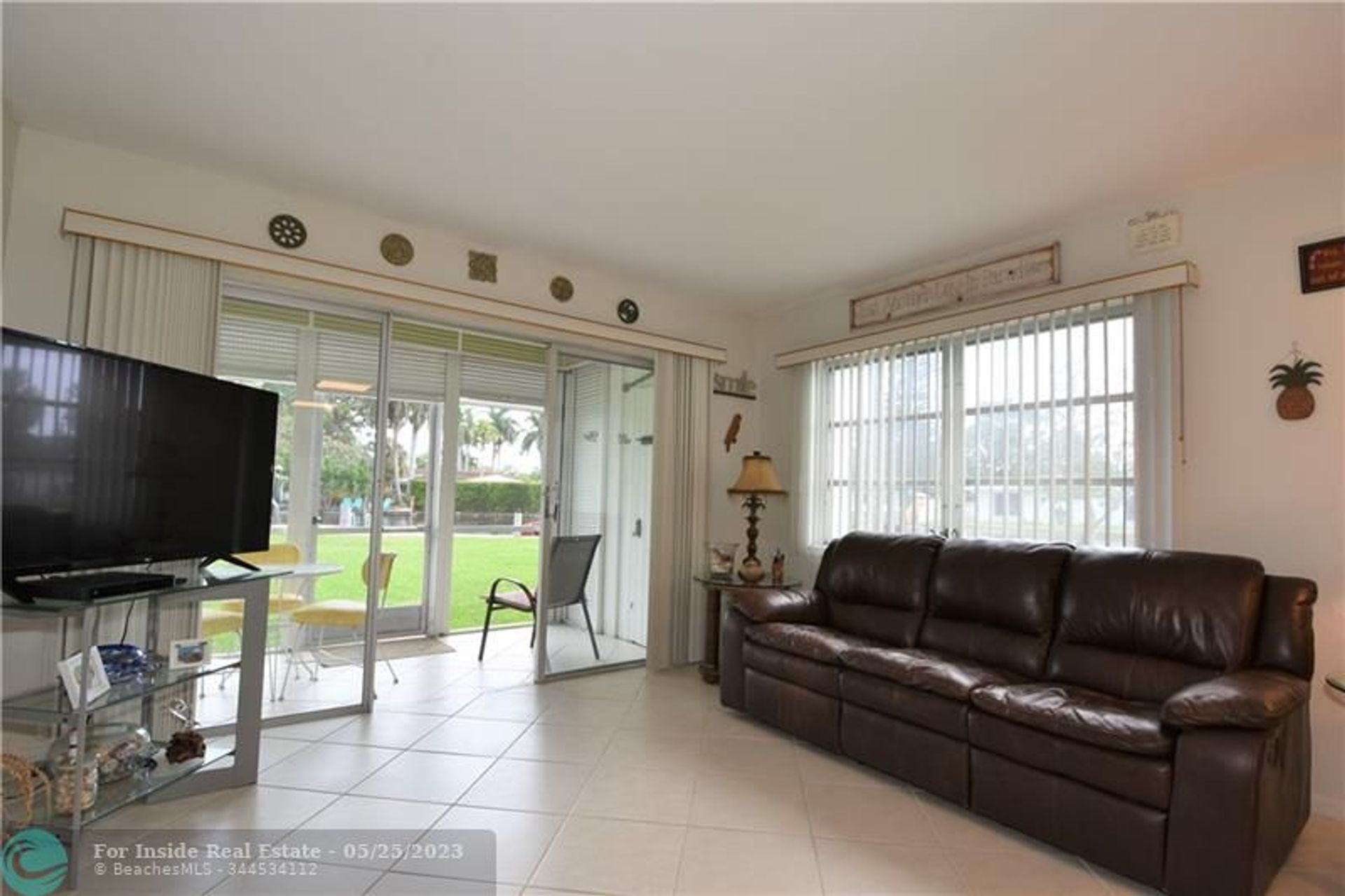 Condominium in Oakland Park, Florida 11804337