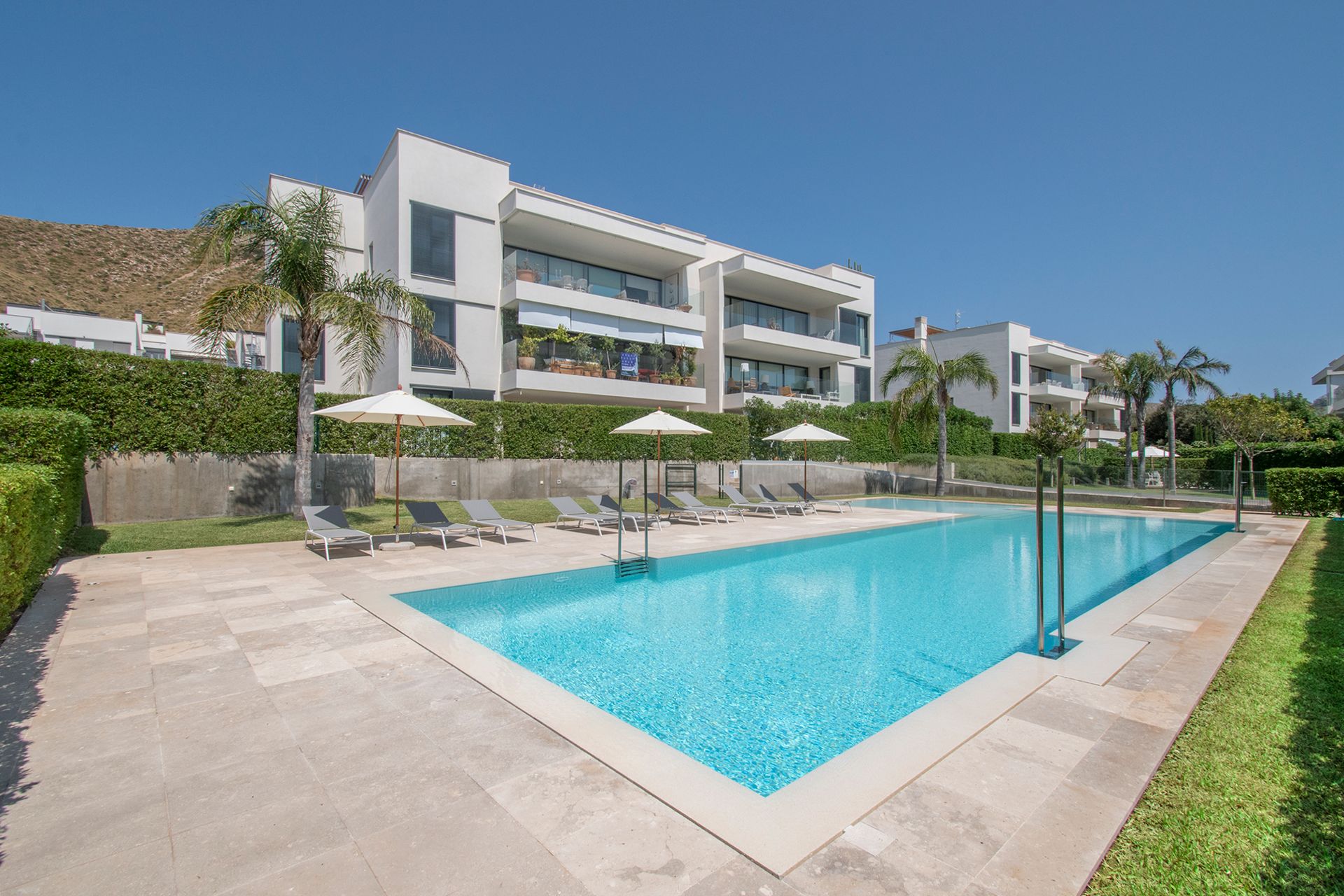 Condominium in Alcudia, Balearic Islands 11804541