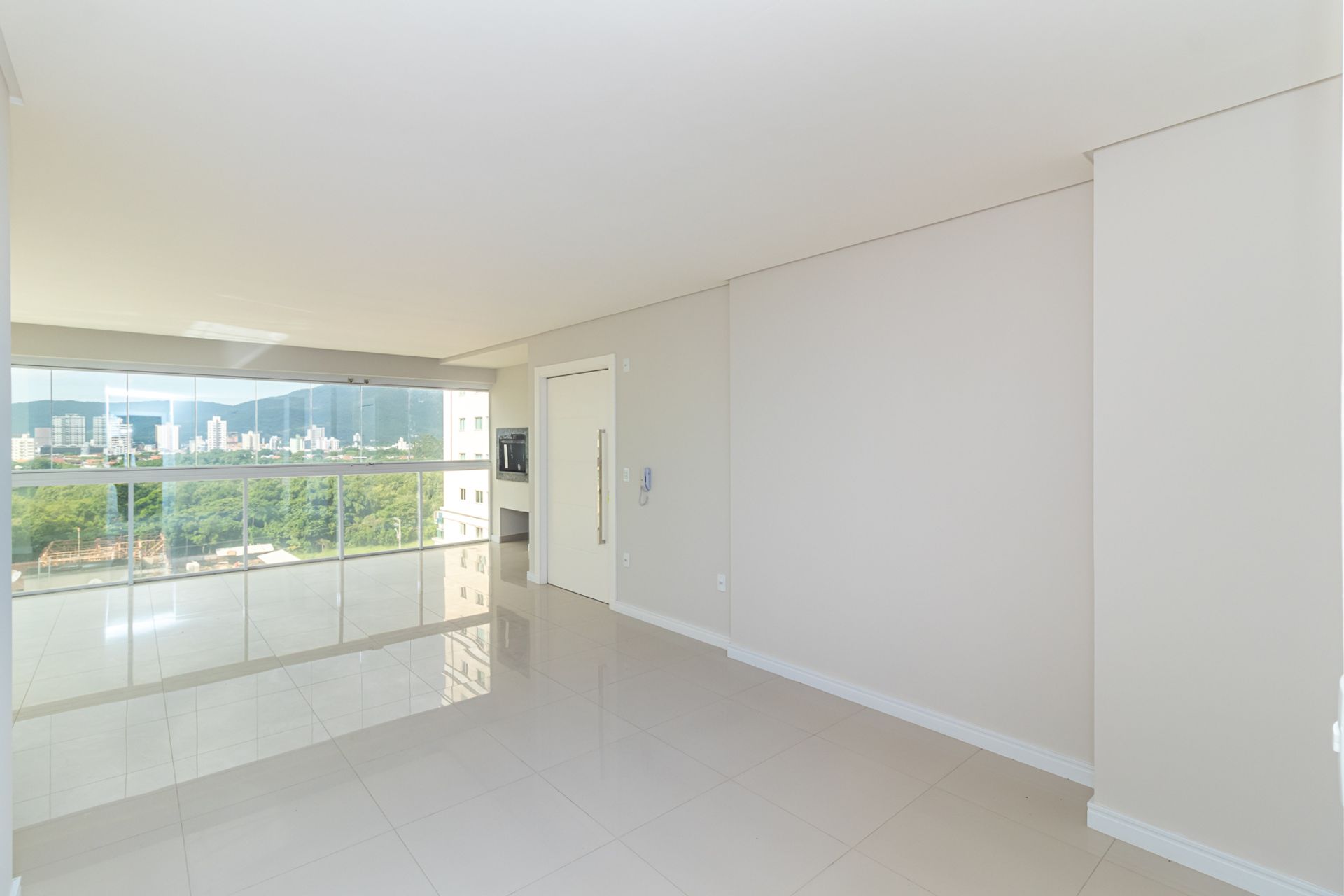 Condominium in Meia Praia, 396 Rua 314 11804544