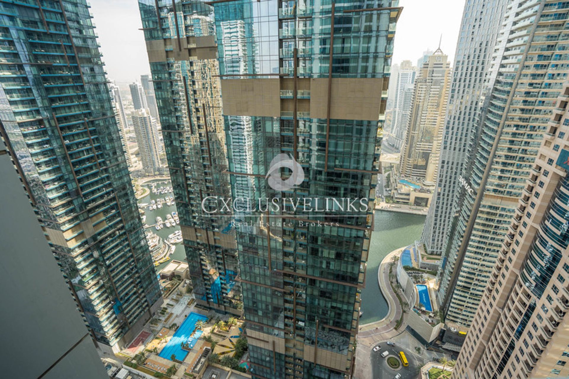 Condominium in Dubai, Dubai 11804606