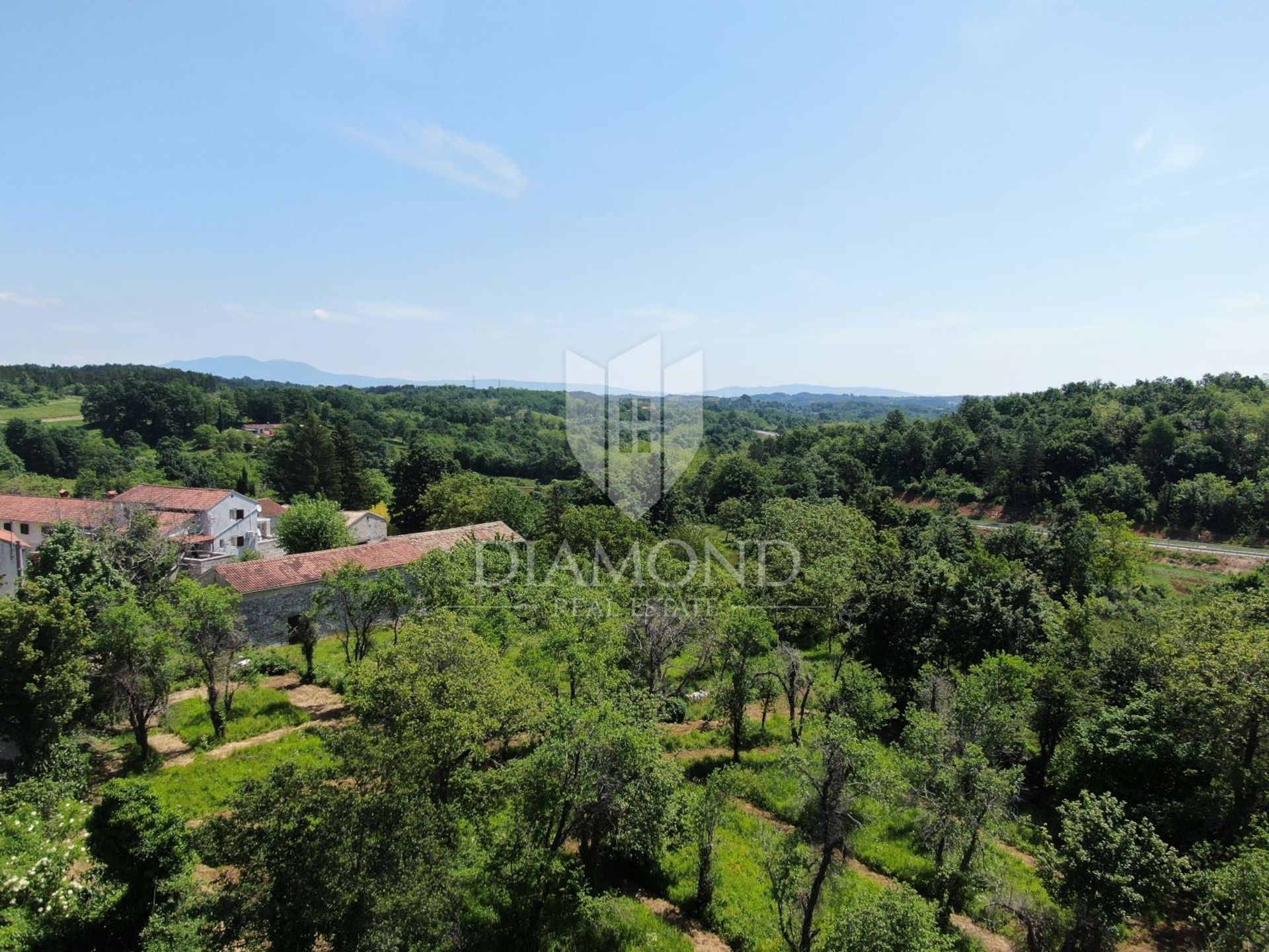 Land in Stari Pazin, Istria County 11804706