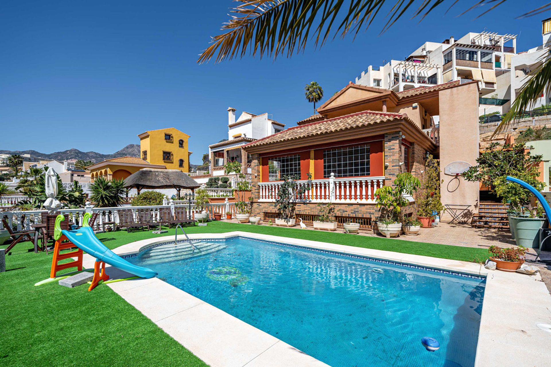 Rumah di Benalmadena, Andalusia 11806544