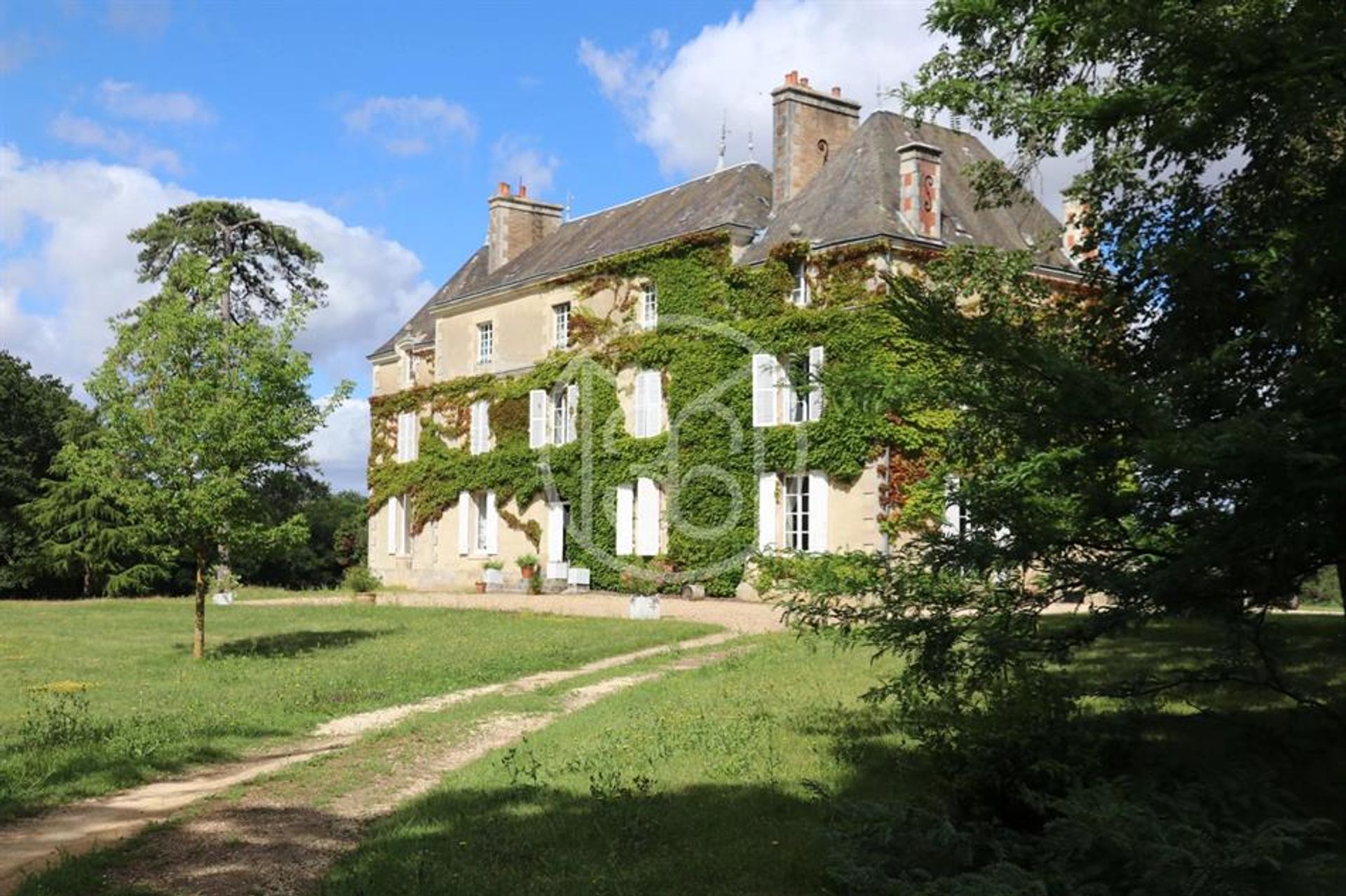 Casa nel Marigny-Chemereau, Nouvelle-Aquitaine 11809114