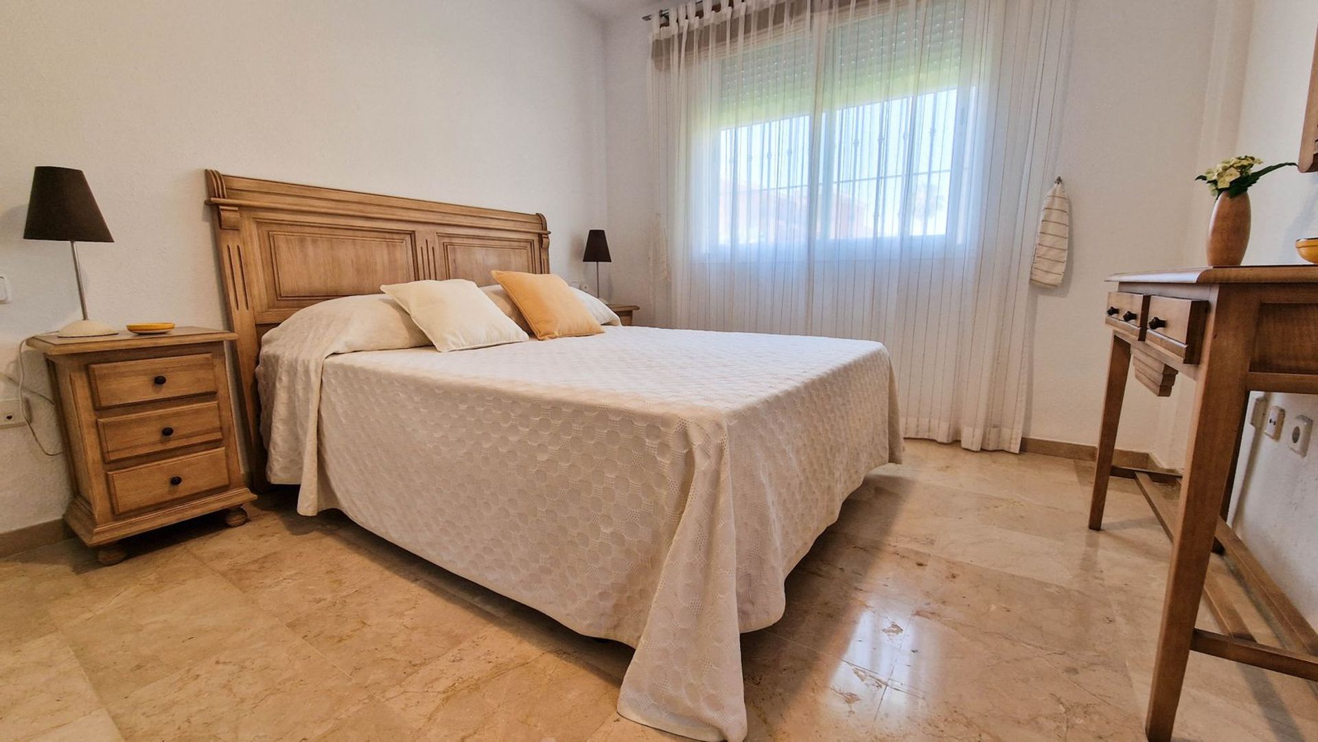 Condominium dans La Duquesa, Andalucía 11809232