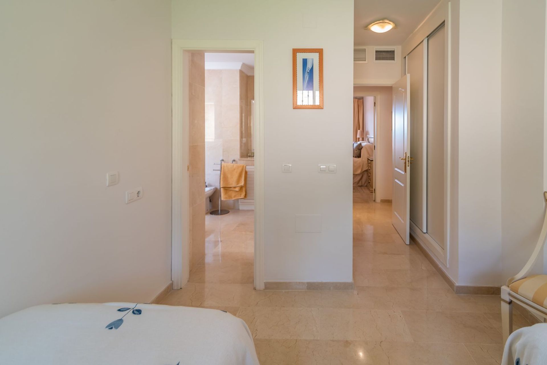 Condominium in Marbella, Andalucía 11809270