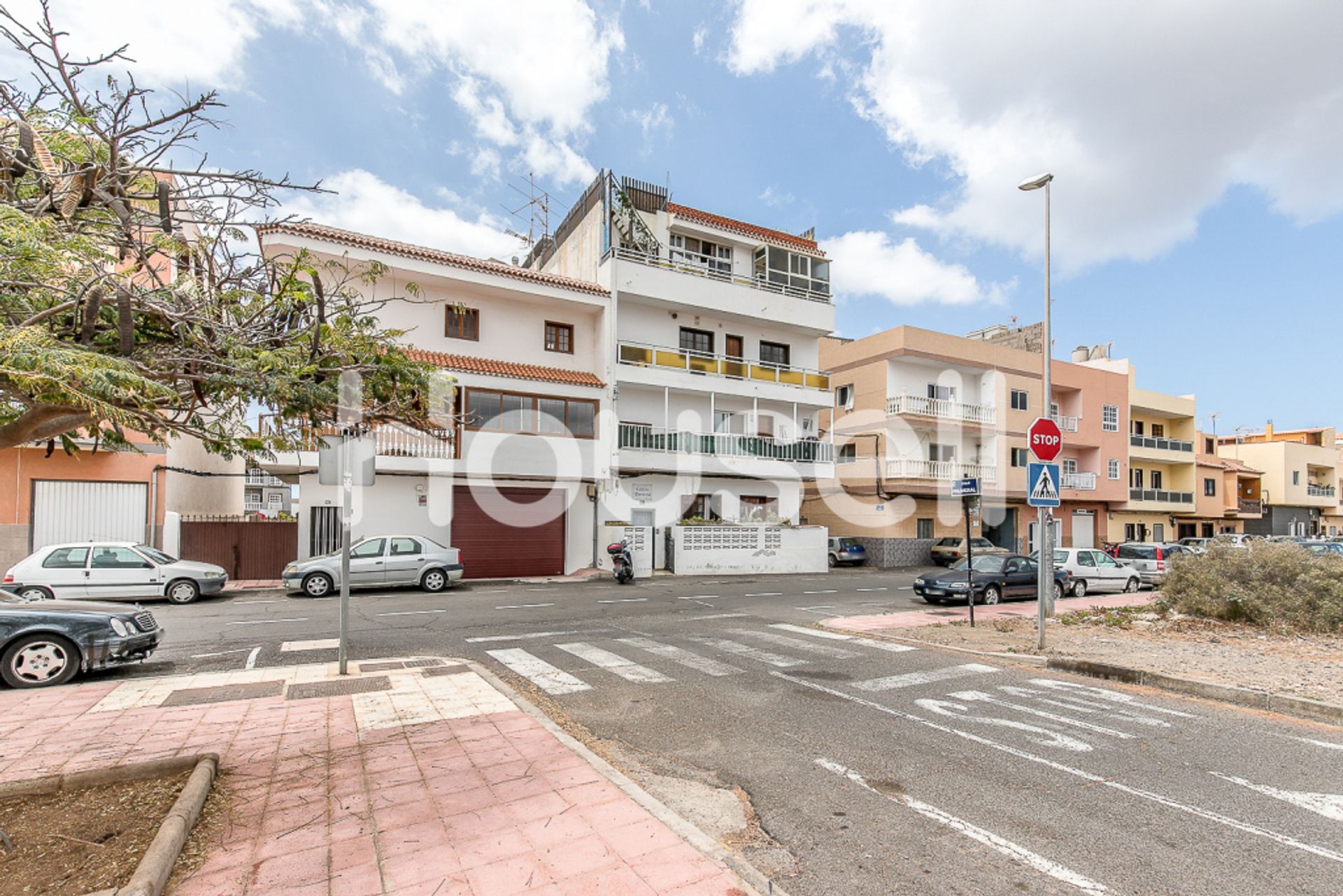 Condominium in Arona, Canarias 11809603