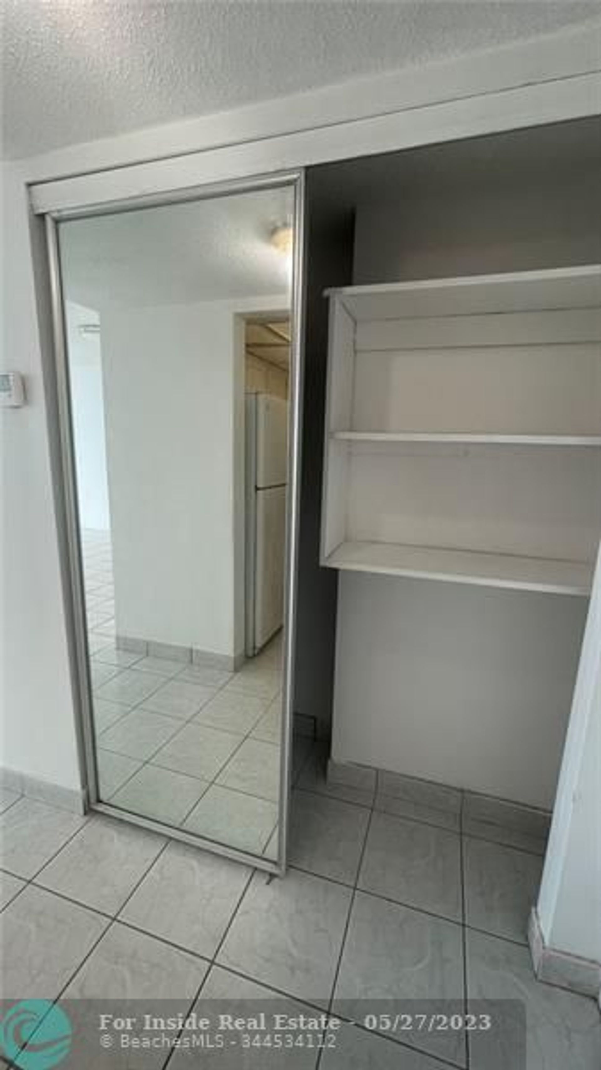 Condominio en North Miami, Florida 11809850