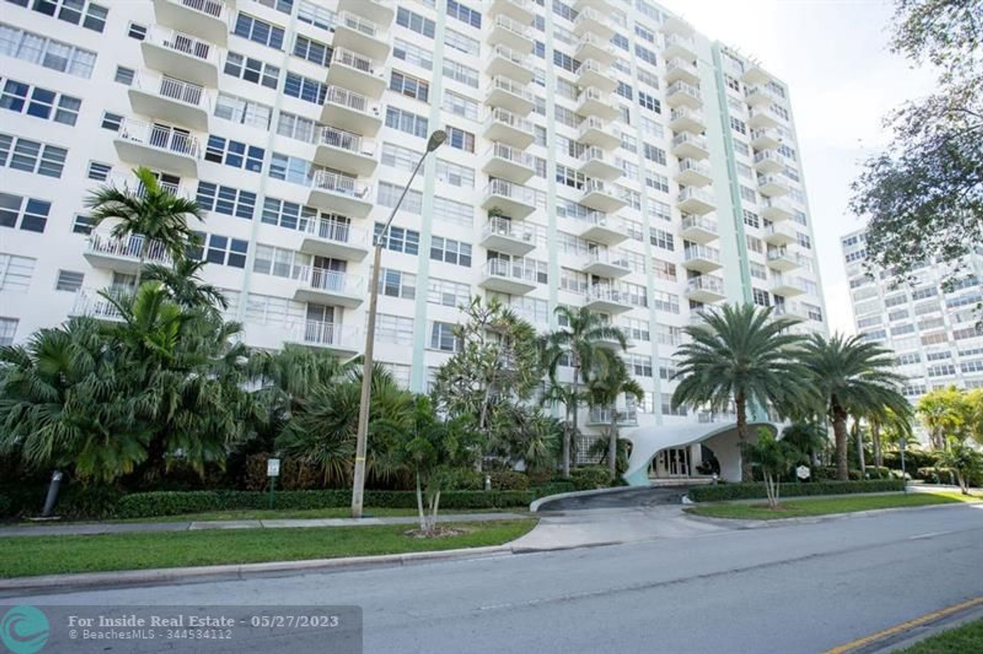 Condominium dans North Miami, Florida 11809850