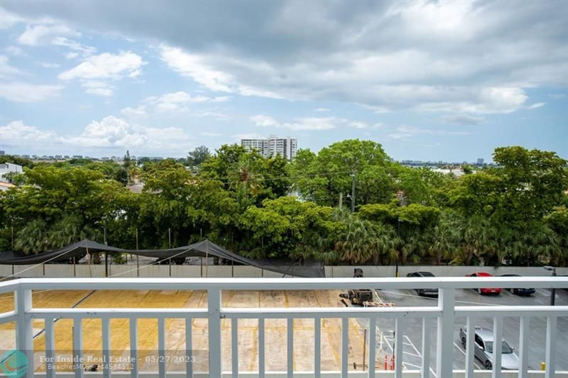 Condominium in North Miami, Florida 11809850