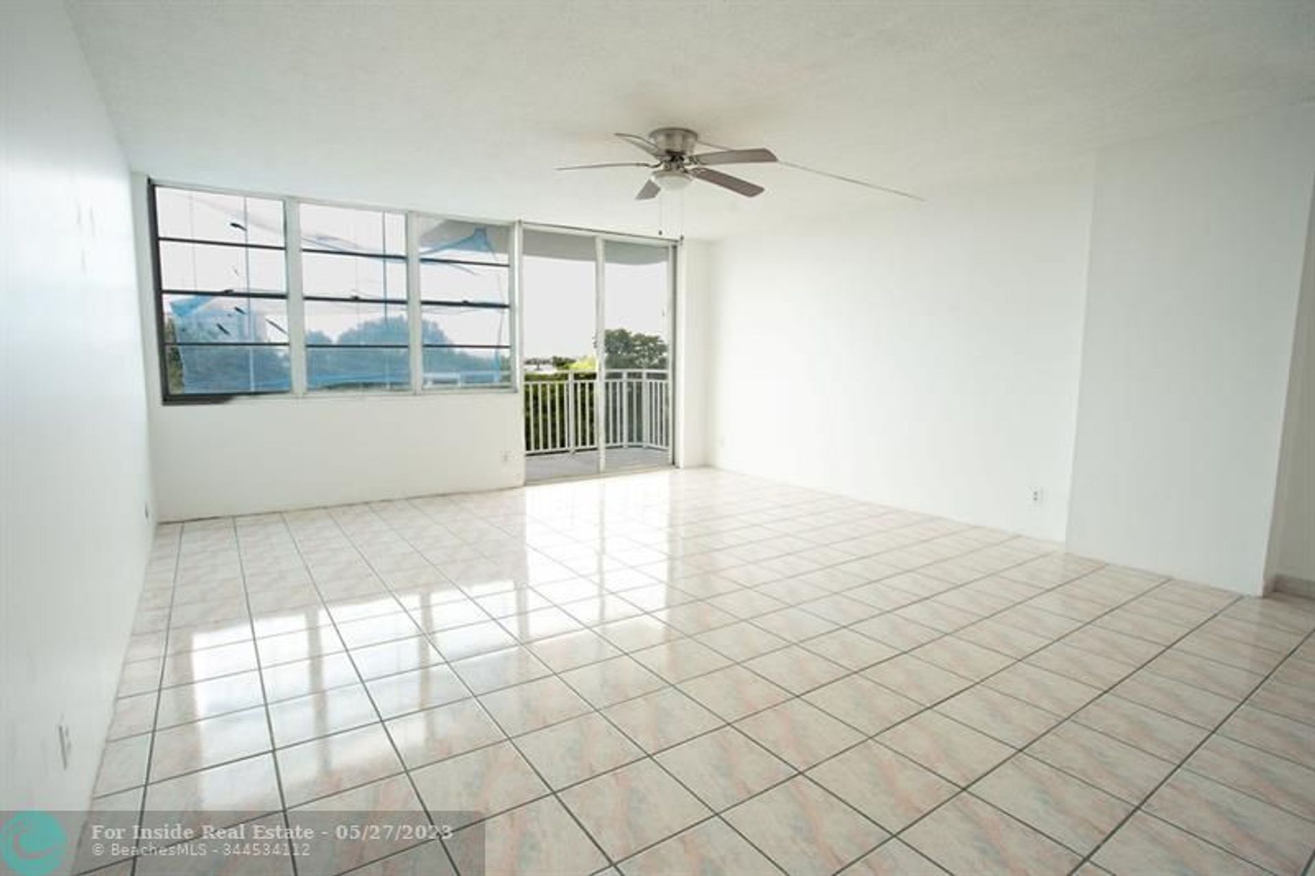 Condominio en North Miami, Florida 11809850